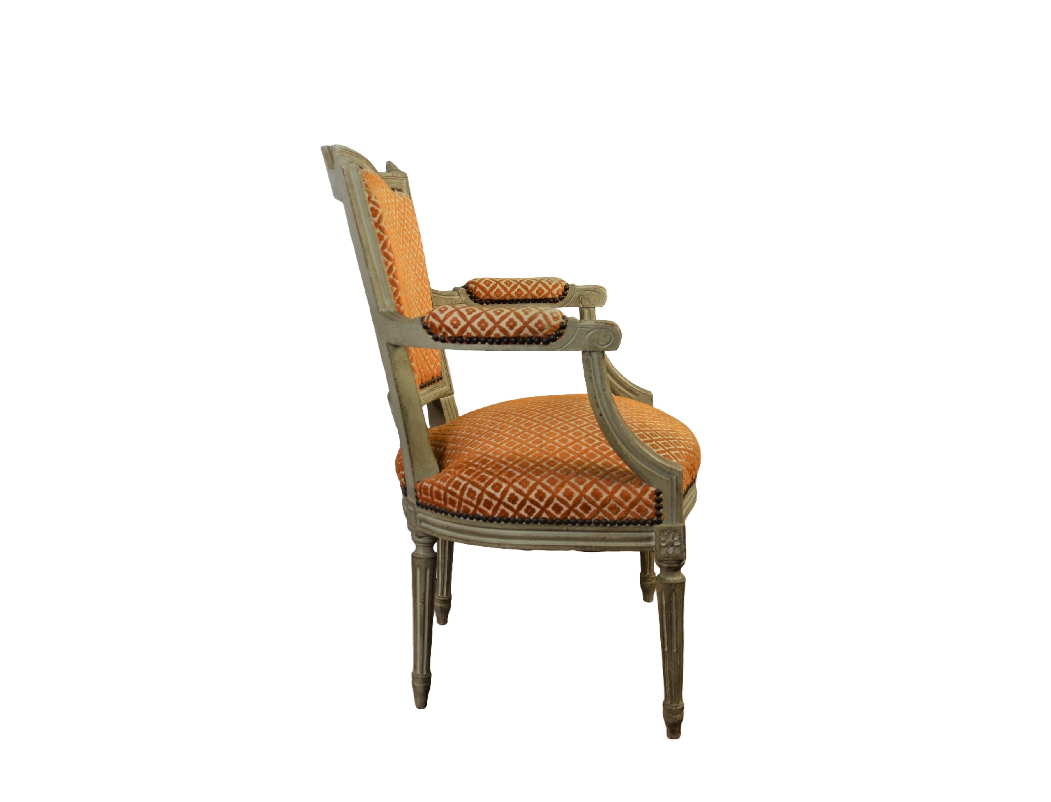 Louis XVI Style Armchairs Set of 2 In Good Condition In Pomona, CA