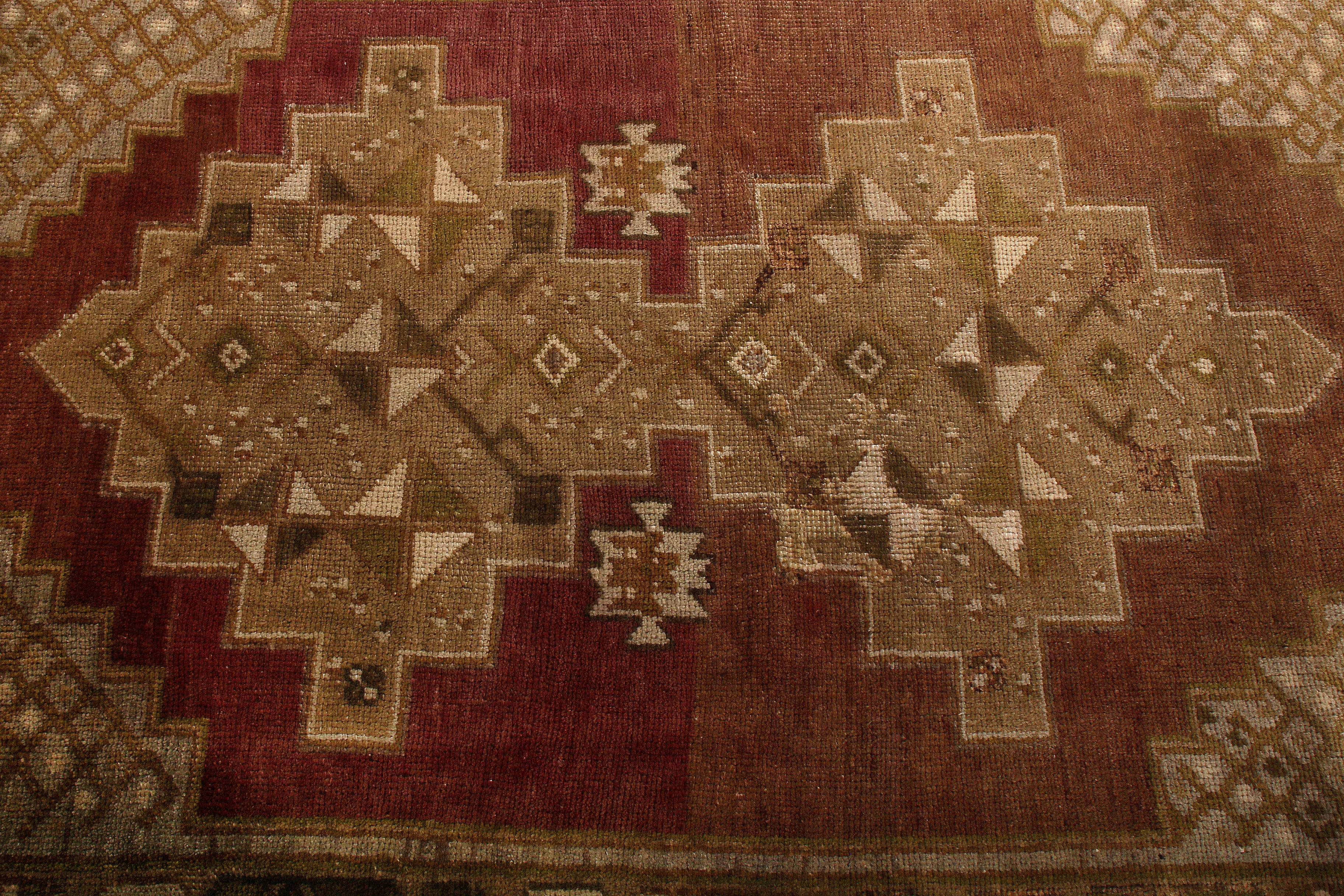 Hand-Knotted 1950s Vintage Midcentury Oushak Rug Beige Brown Medallion Pattern