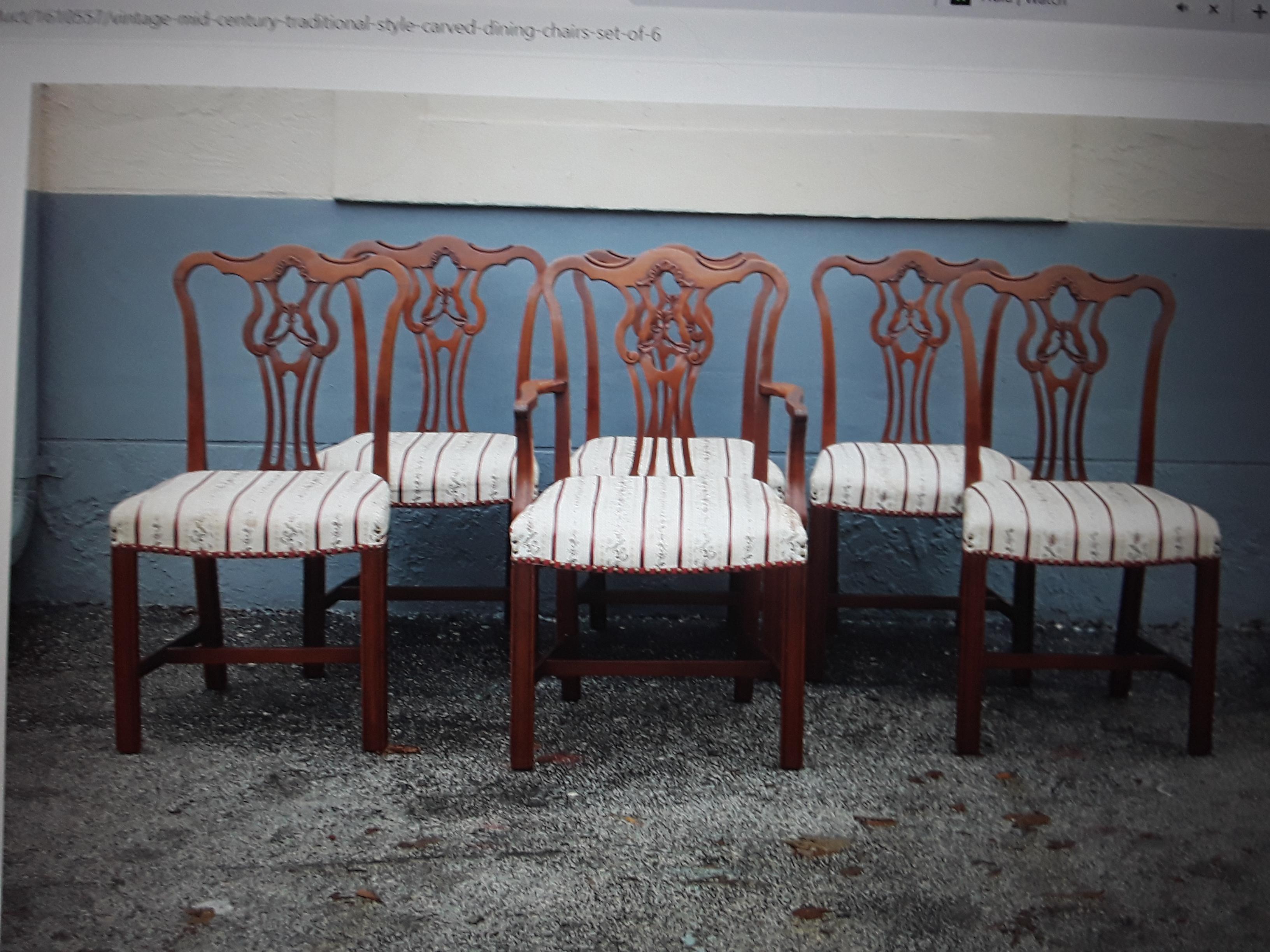 Ensemble de 6 chaises de salle à manger vintage chippendale des années 1950. Sculptée de main de maître. Recherche immobilière à Miami Beach.
