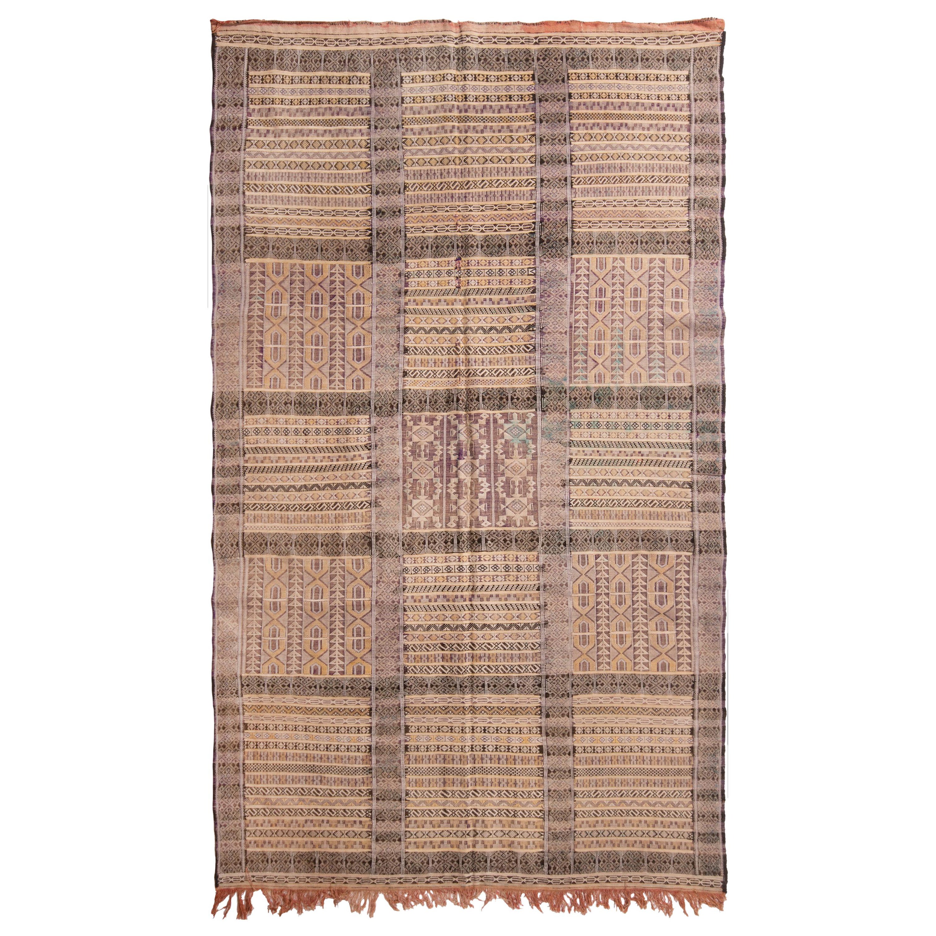1950 Vintage Midcentury Kilim marocchino beige-marrone viola reversibile a trama piatta