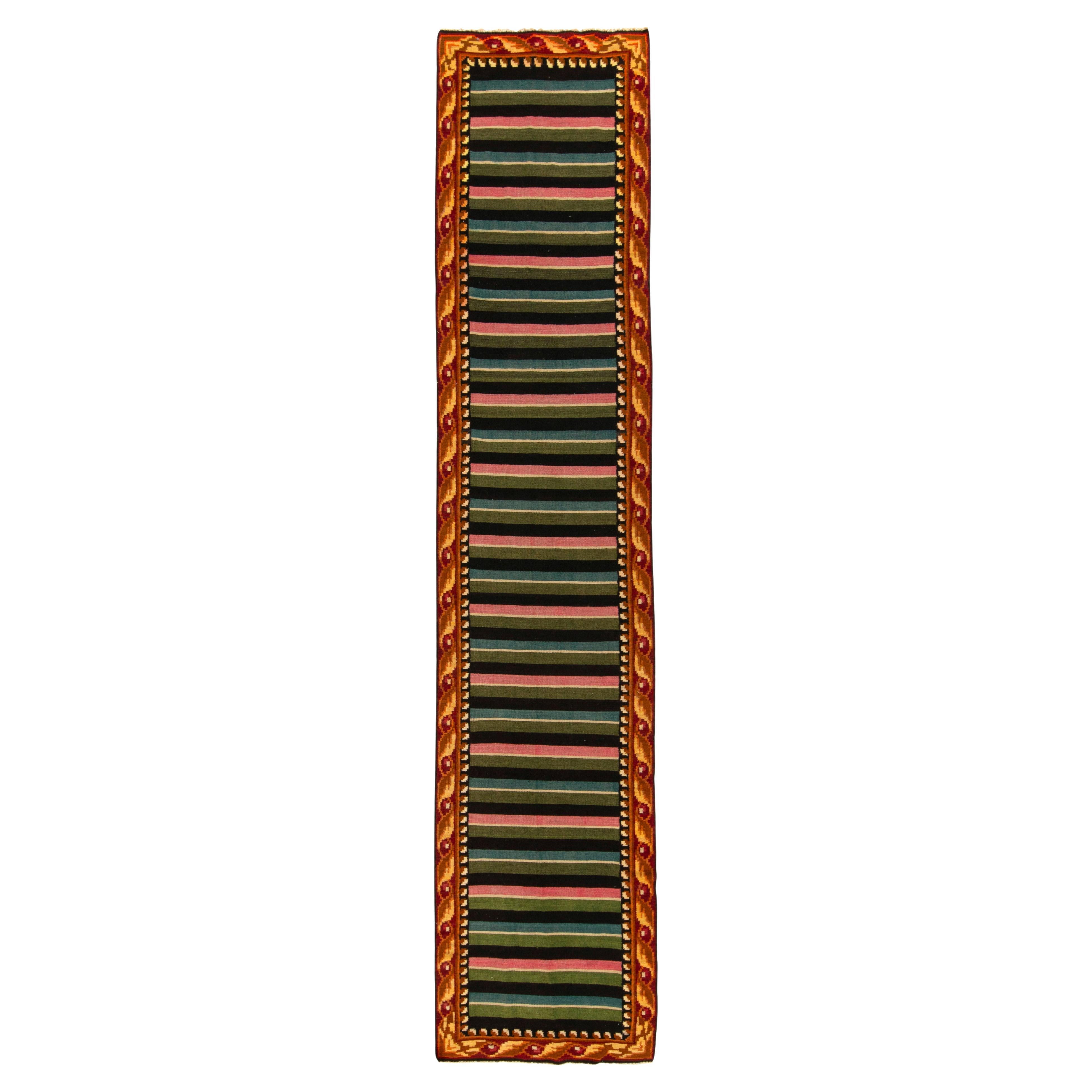 1950er Jahre Vintage Moldovischer Kelim-Läufer in bunten Streifen, Rot von Teppich & KIlim im Angebot