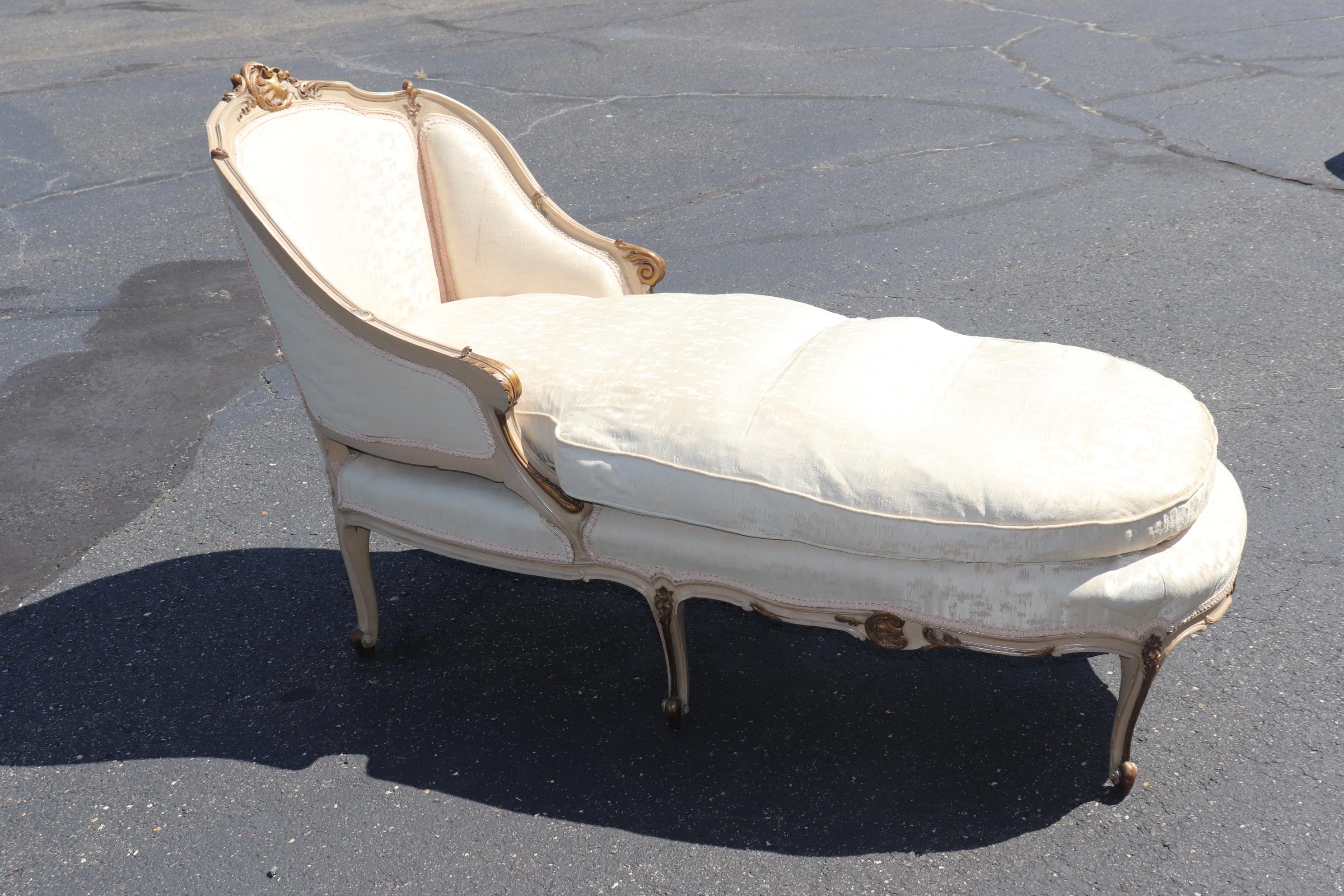 1950s Vintage Off-White Painted French Louis XV Daybed Chaise 8