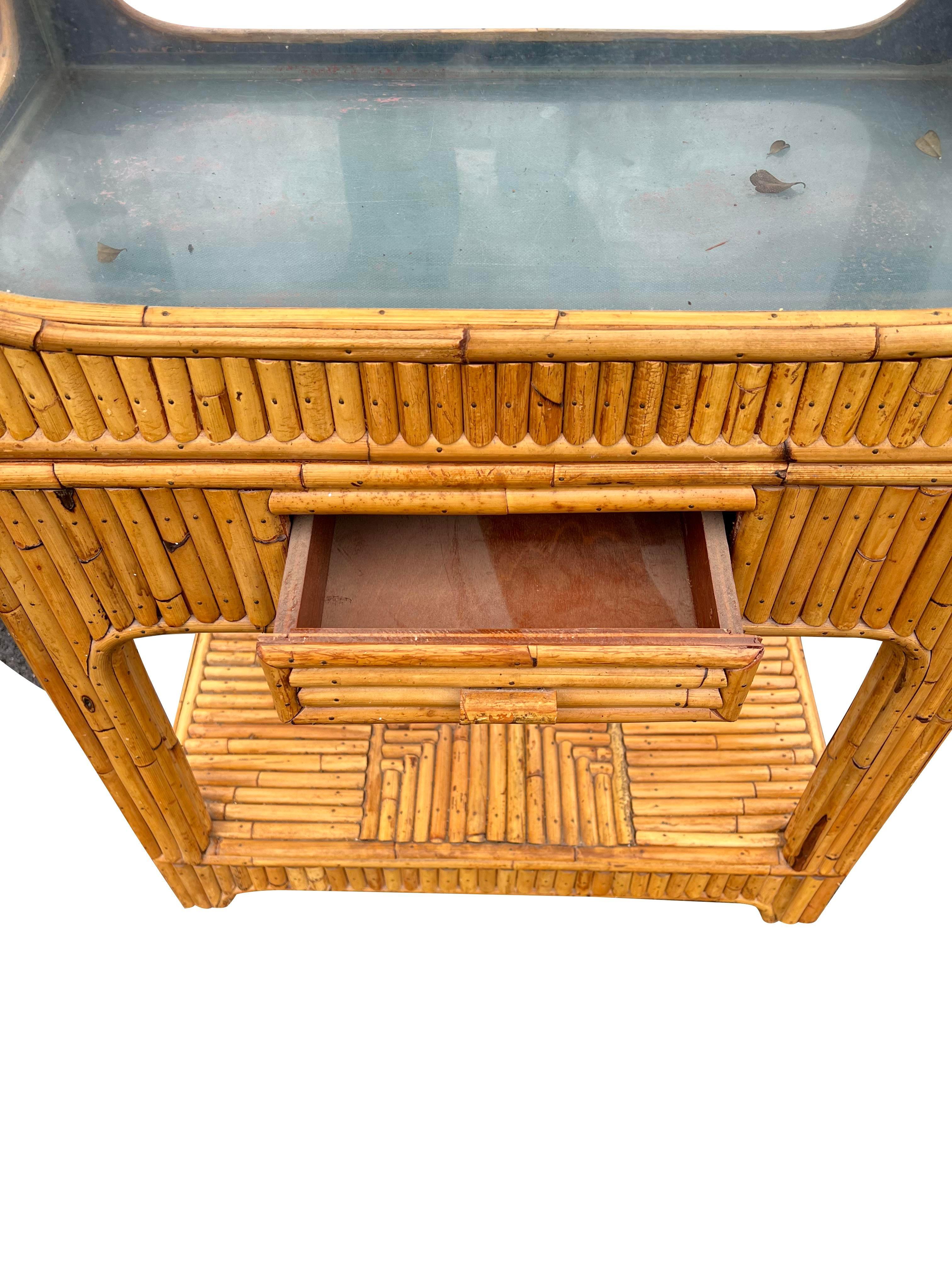 1950s Vintage Pagoda Asian Style Bamboo Rattan Glass Fish Tank 1