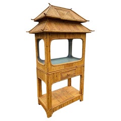 1950 Vintage Pagoda Asian Style Bamboo Rattan Glass Fish Tank