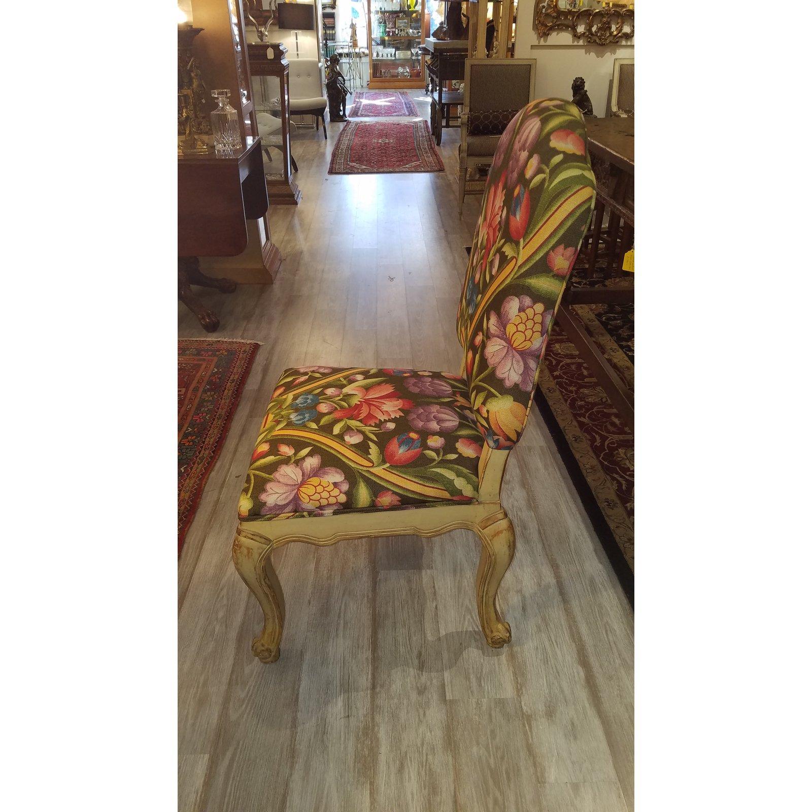 1950s Vintage Painted Venetian Side Chair in Clarence House Italian Linen In Excellent Condition In Lambertville, NJ