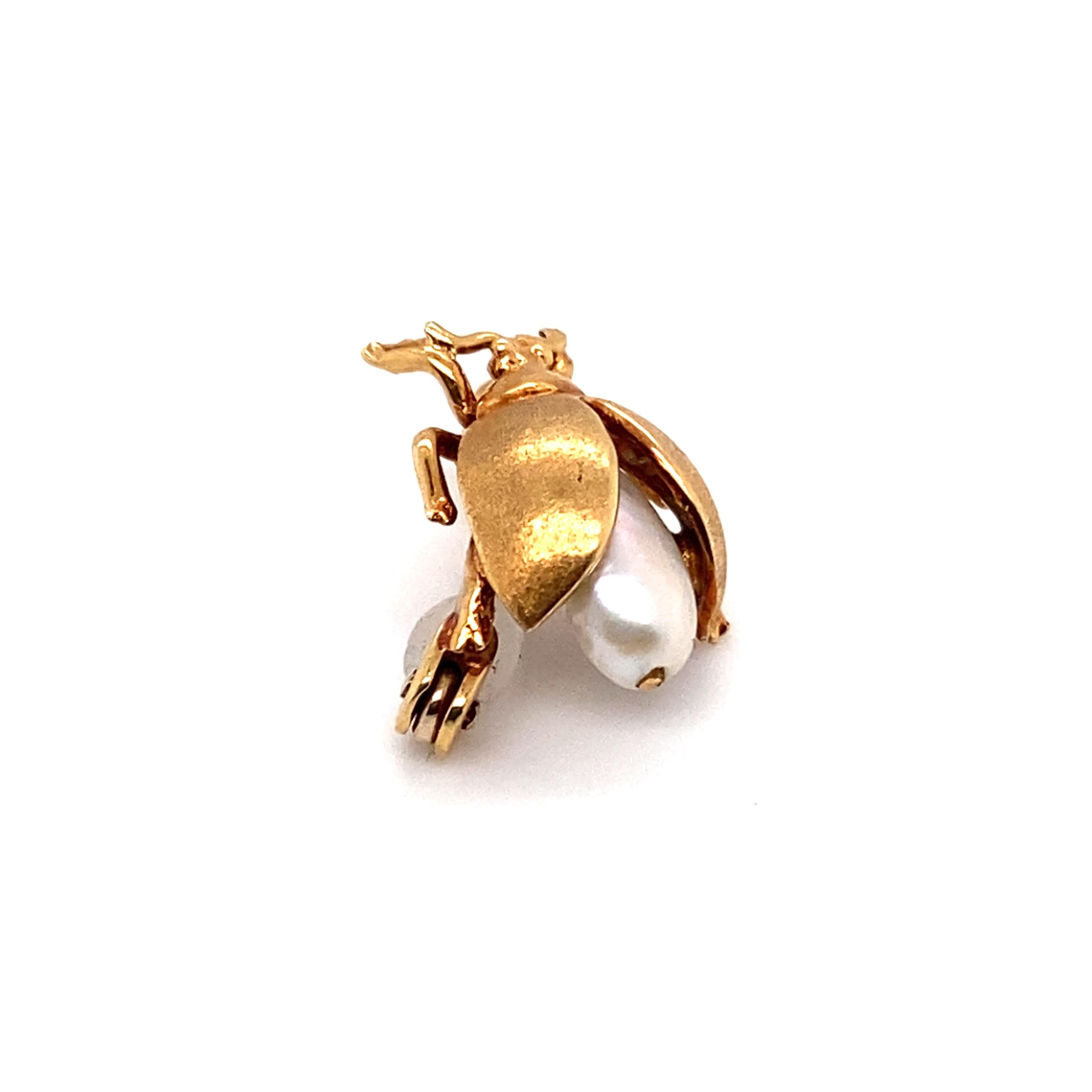 Women's or Men's 1950s Pearl Lady Bug Pin in 18 Karat Yellow Gold For Sale