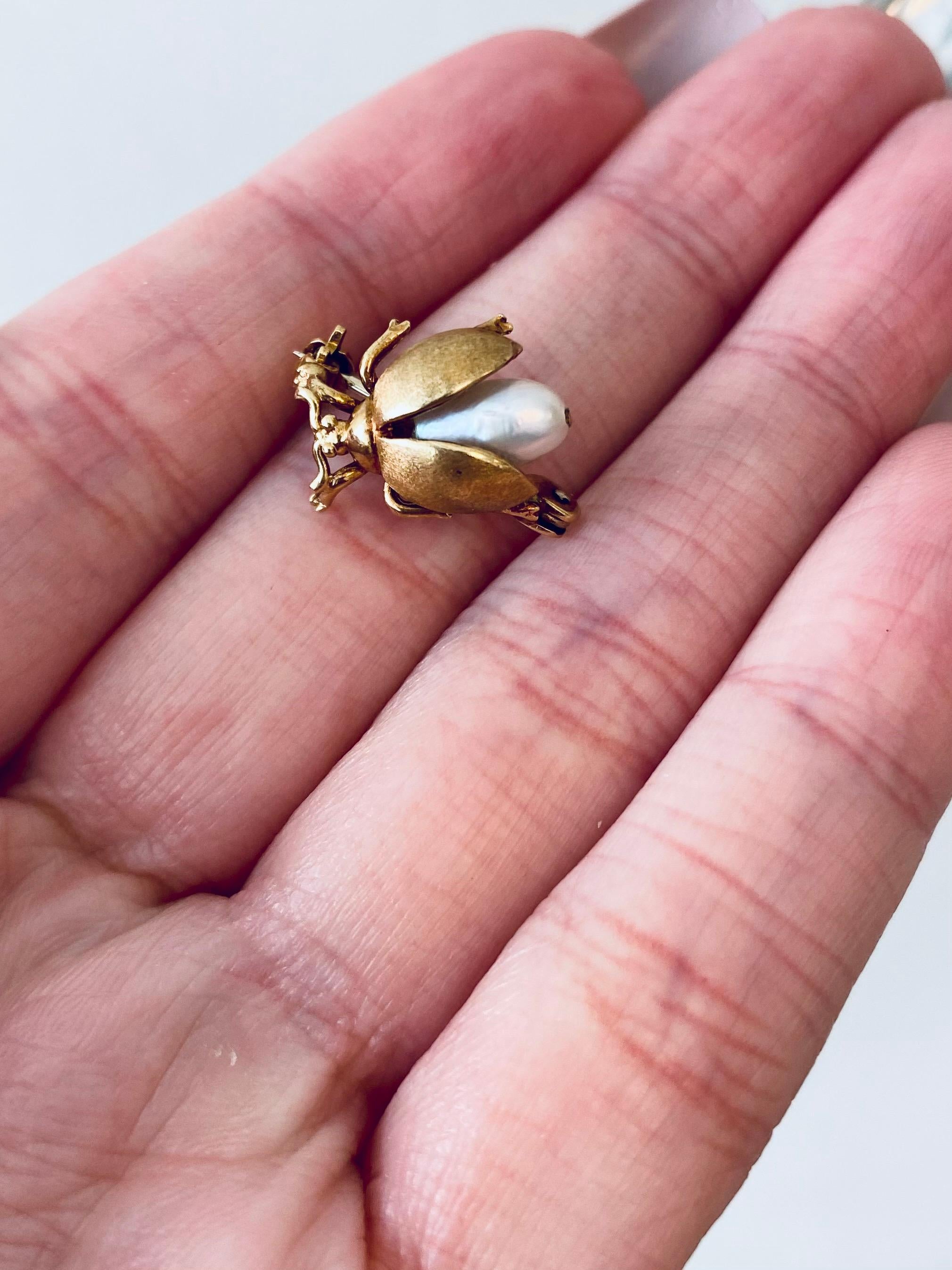 1950s Pearl Lady Bug Pin in 18 Karat Yellow Gold For Sale 1