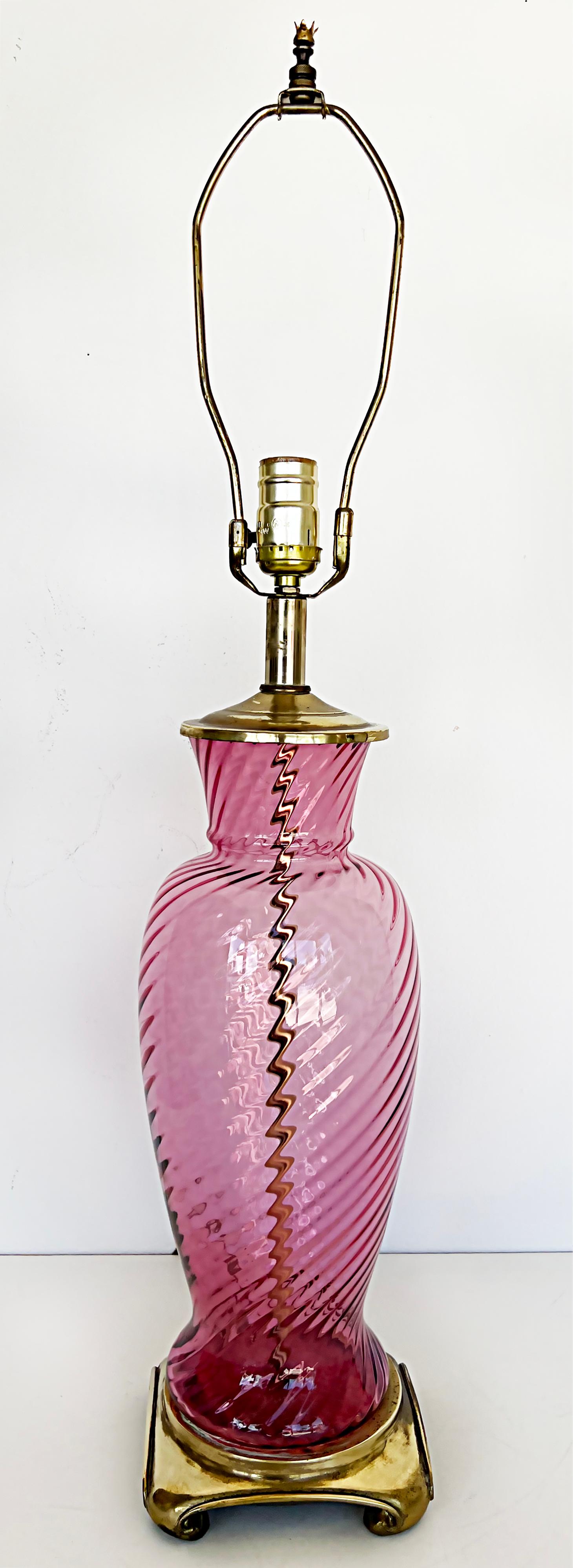 1950s Vintage Pink Murano Glass Table Lamps, Brass Bases, Pair In Good Condition In Miami, FL