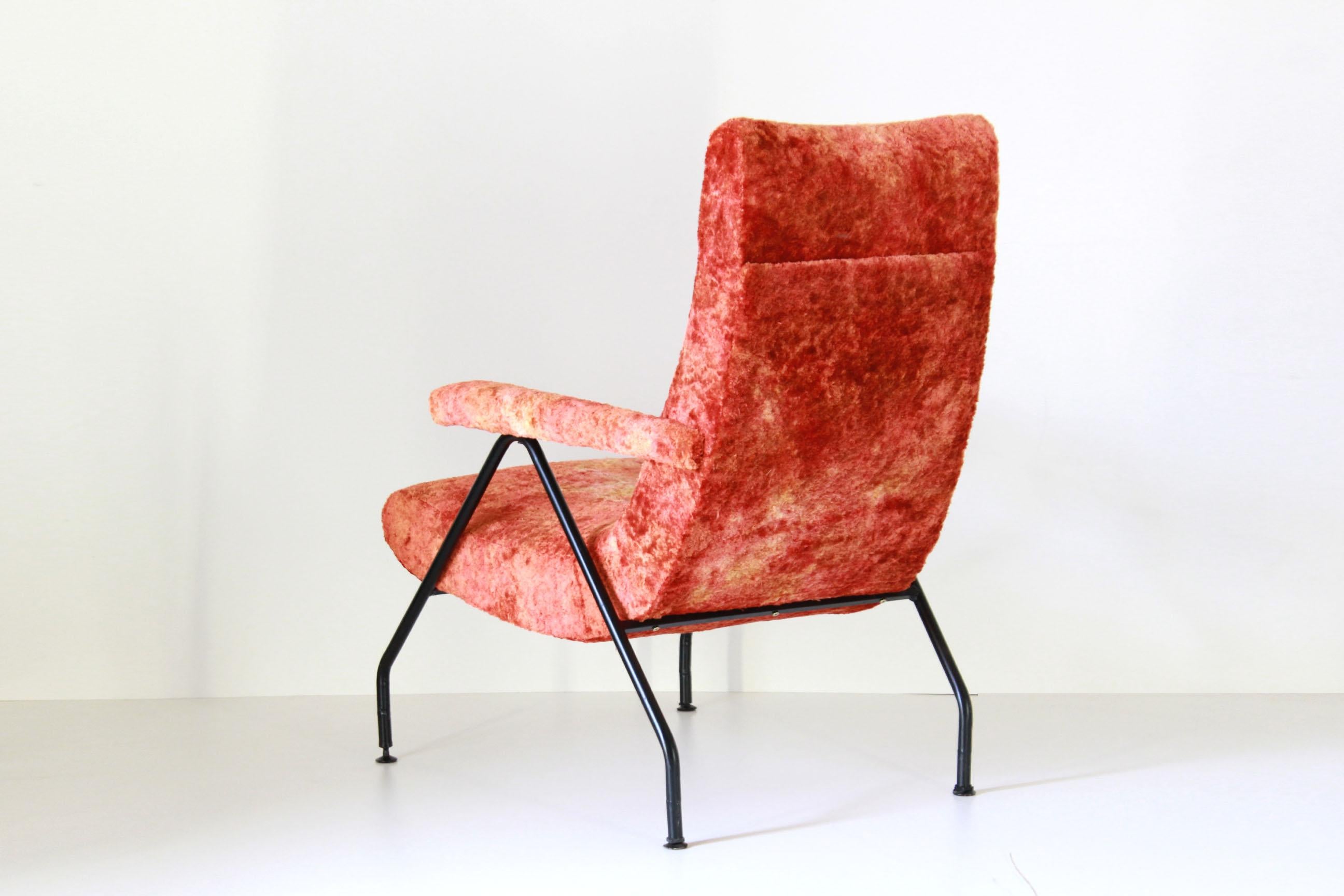 Italian 1950s Vintage Red Fabric Armchair