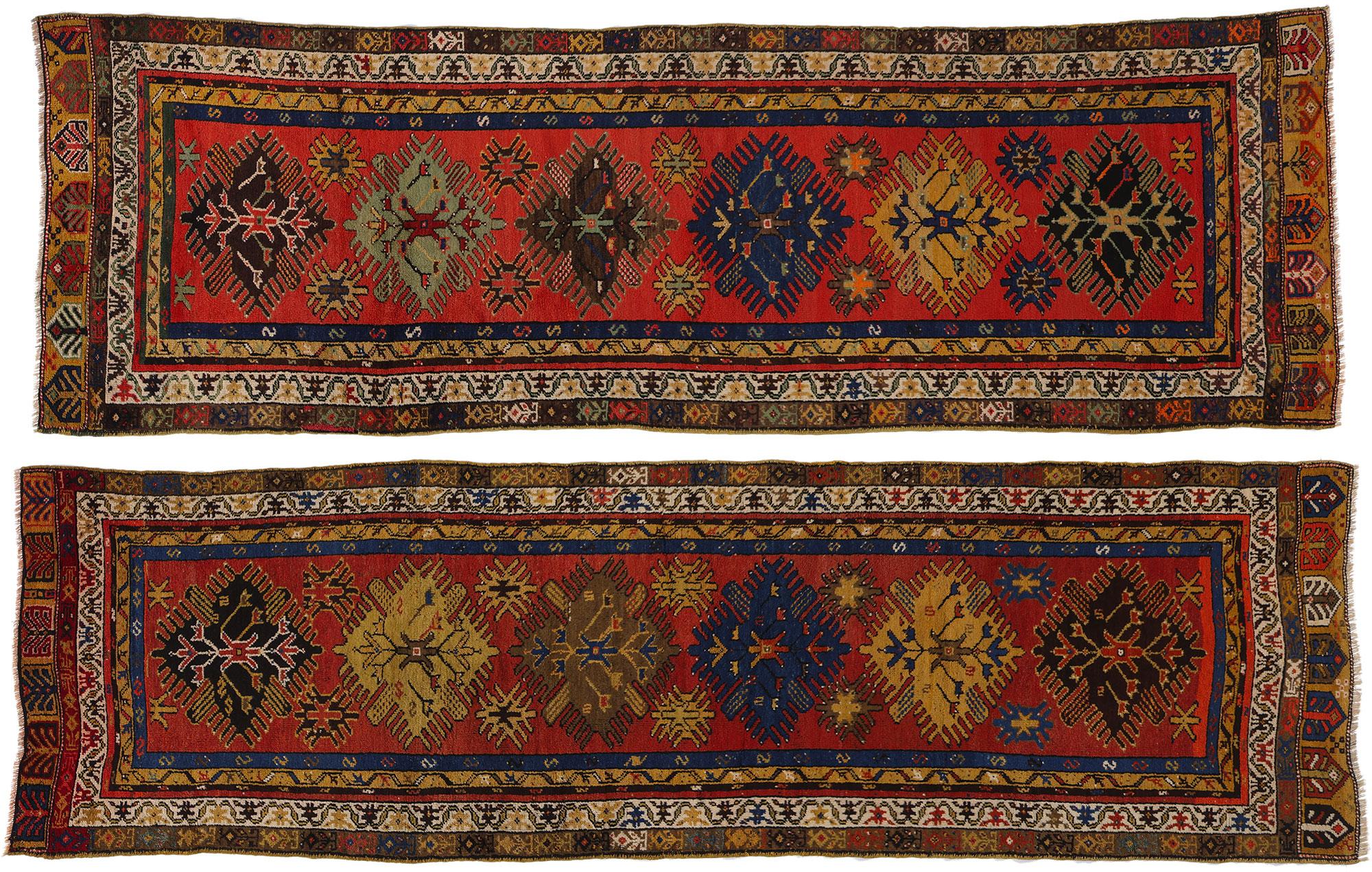 Tapis en laine turque Oushak rouge des années 1950 en vente 3