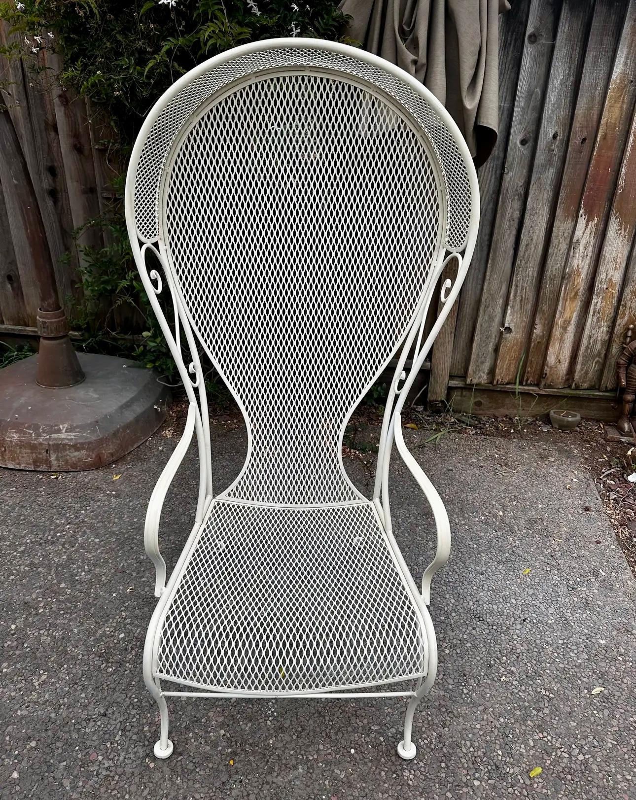 1950’s Vintage Russell Woodard Beige Iron Hooded Porter Garden Chair, Princess C 1