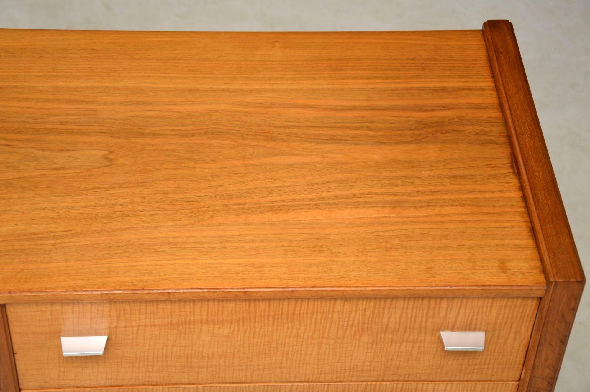 1950s Vintage Sideboard by Alfred COX in Walnut and Sycamore 4