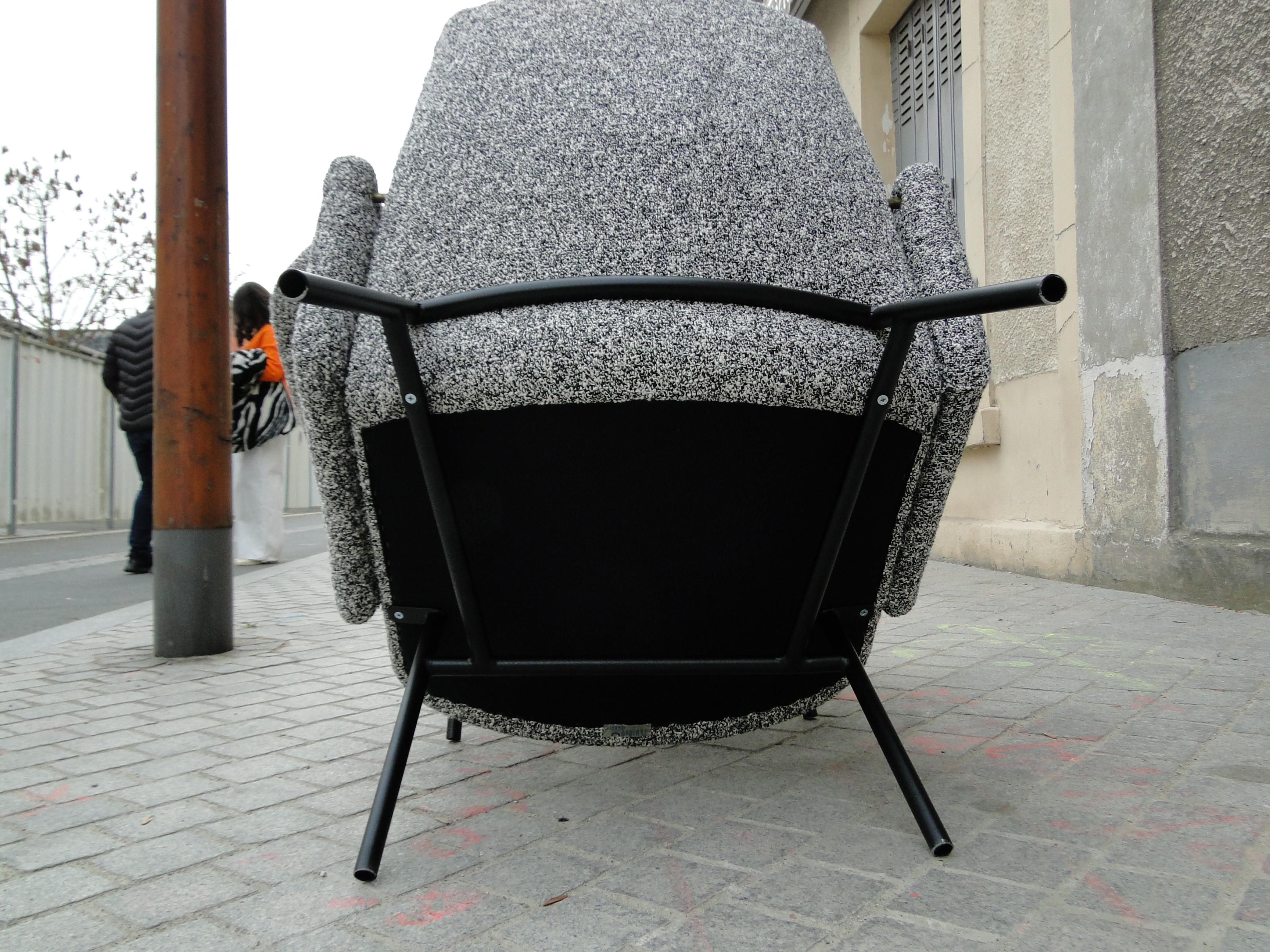 Pierre Guariche Vintage SK660 Armchairs Chairs For Sale 8
