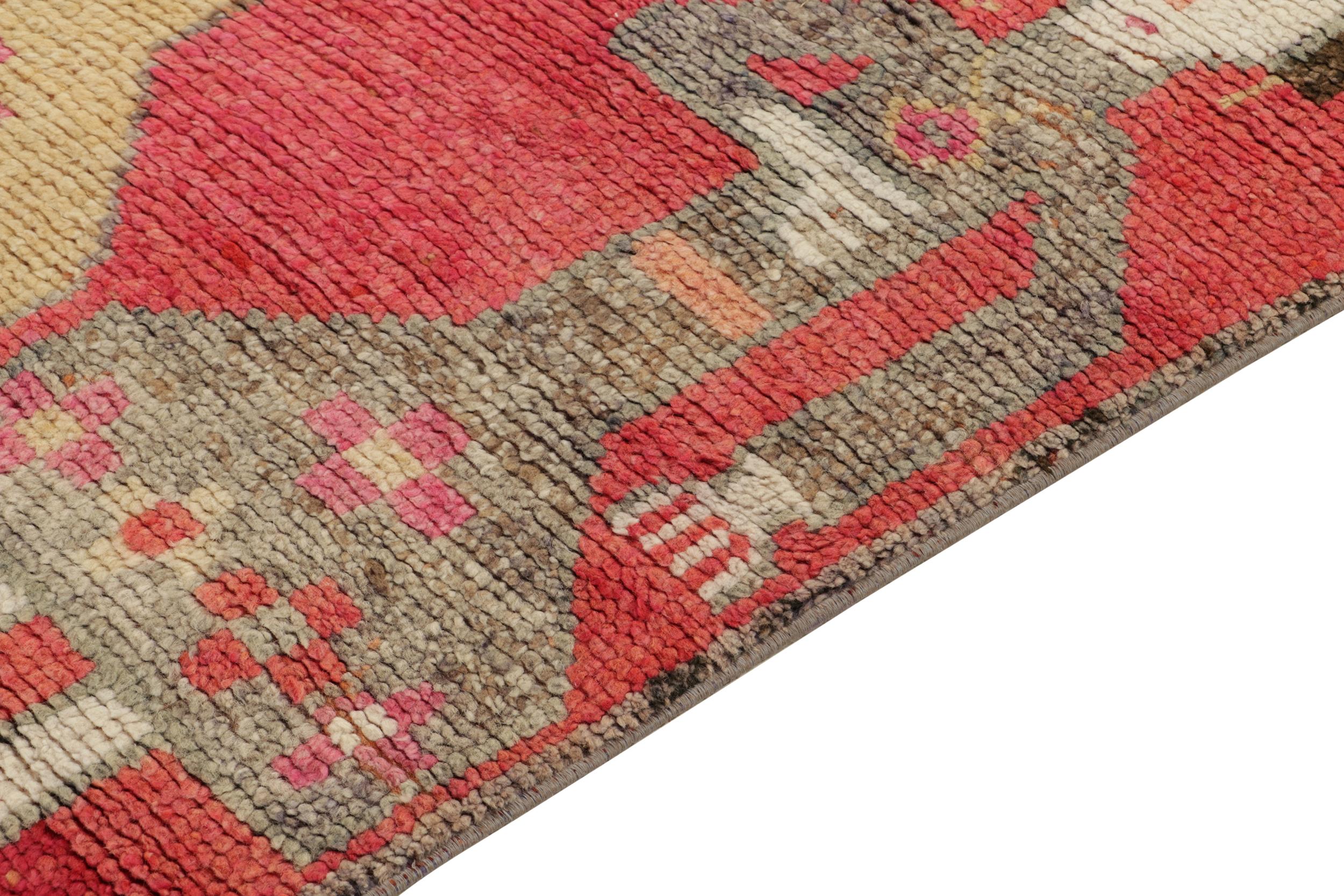 1950s Vintage Tribal Runner in Red Pink Beige Pictorial Medallion by Rug & Kilim In Good Condition For Sale In Long Island City, NY