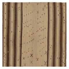 Türkischer Vintage-Kilim-Teppich in Beige mit geometrischen Mustern von Rug & Kilim, 1950er Jahre