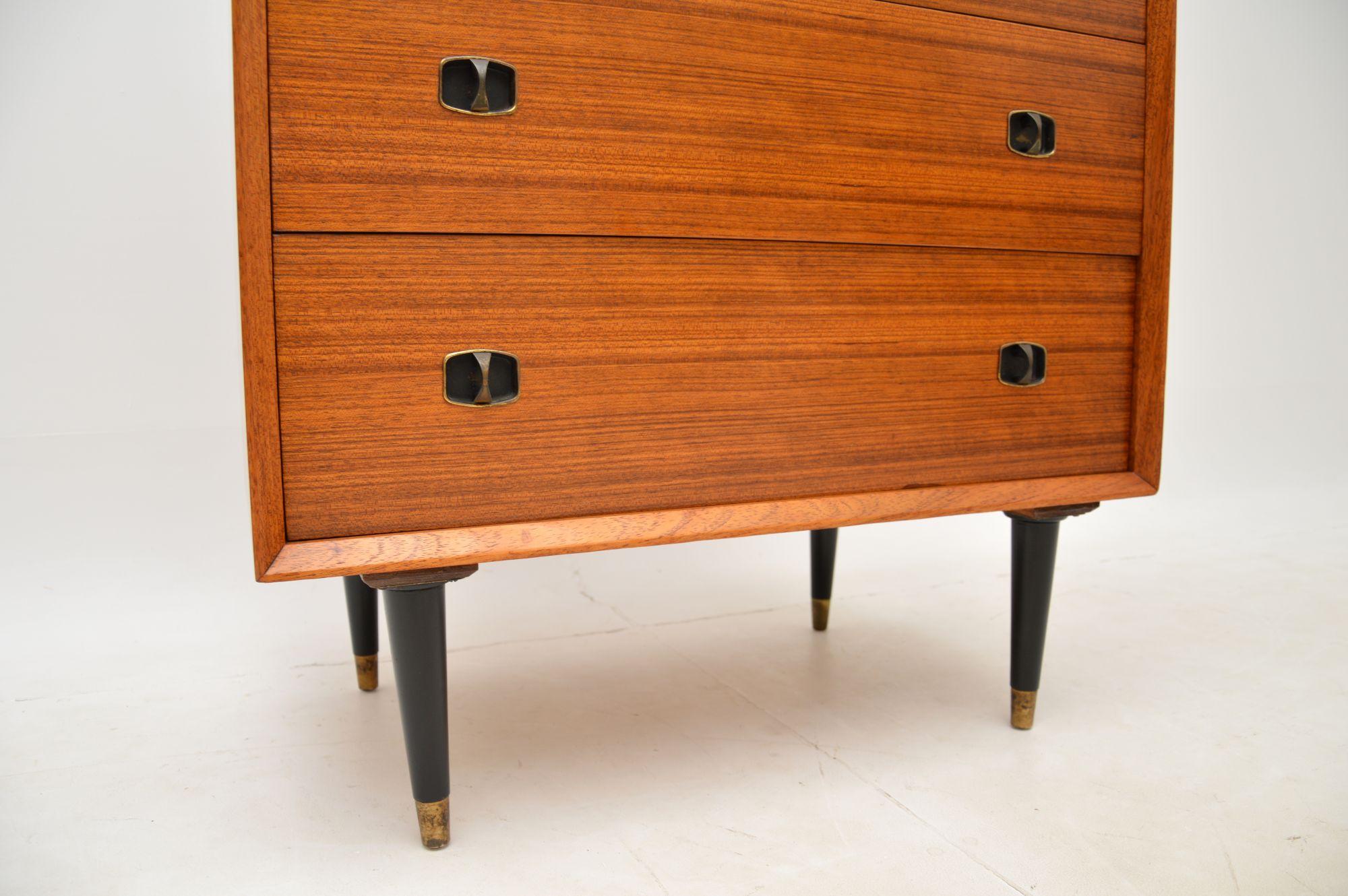 1950s Vintage Walnut Chest of Drawers For Sale 4