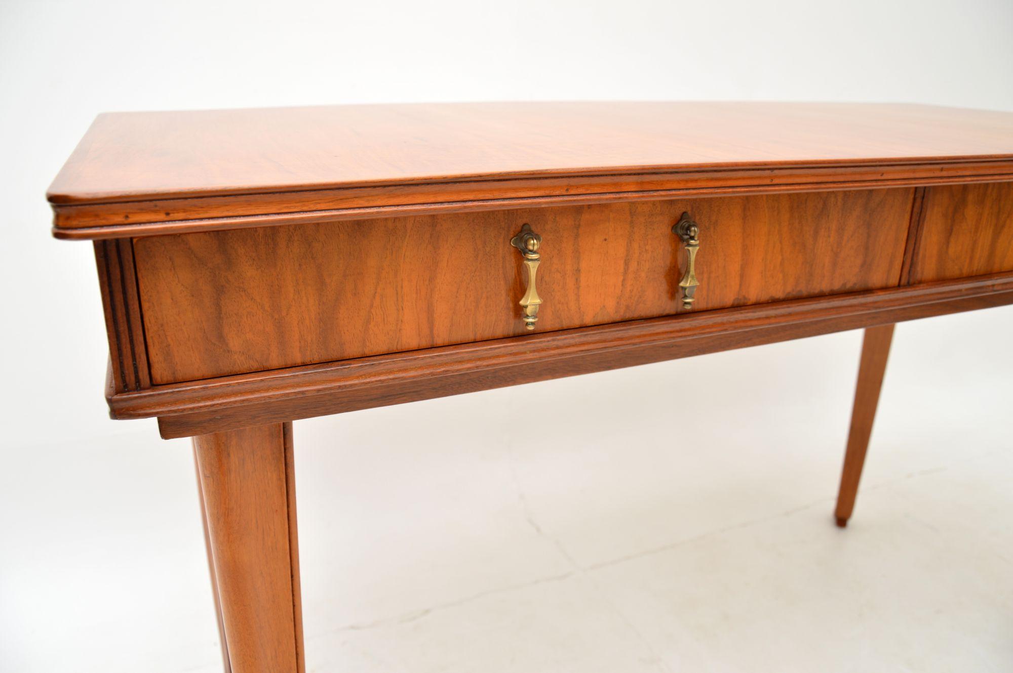 1950s Vintage Walnut Desk by Lazslo Hoenig 3