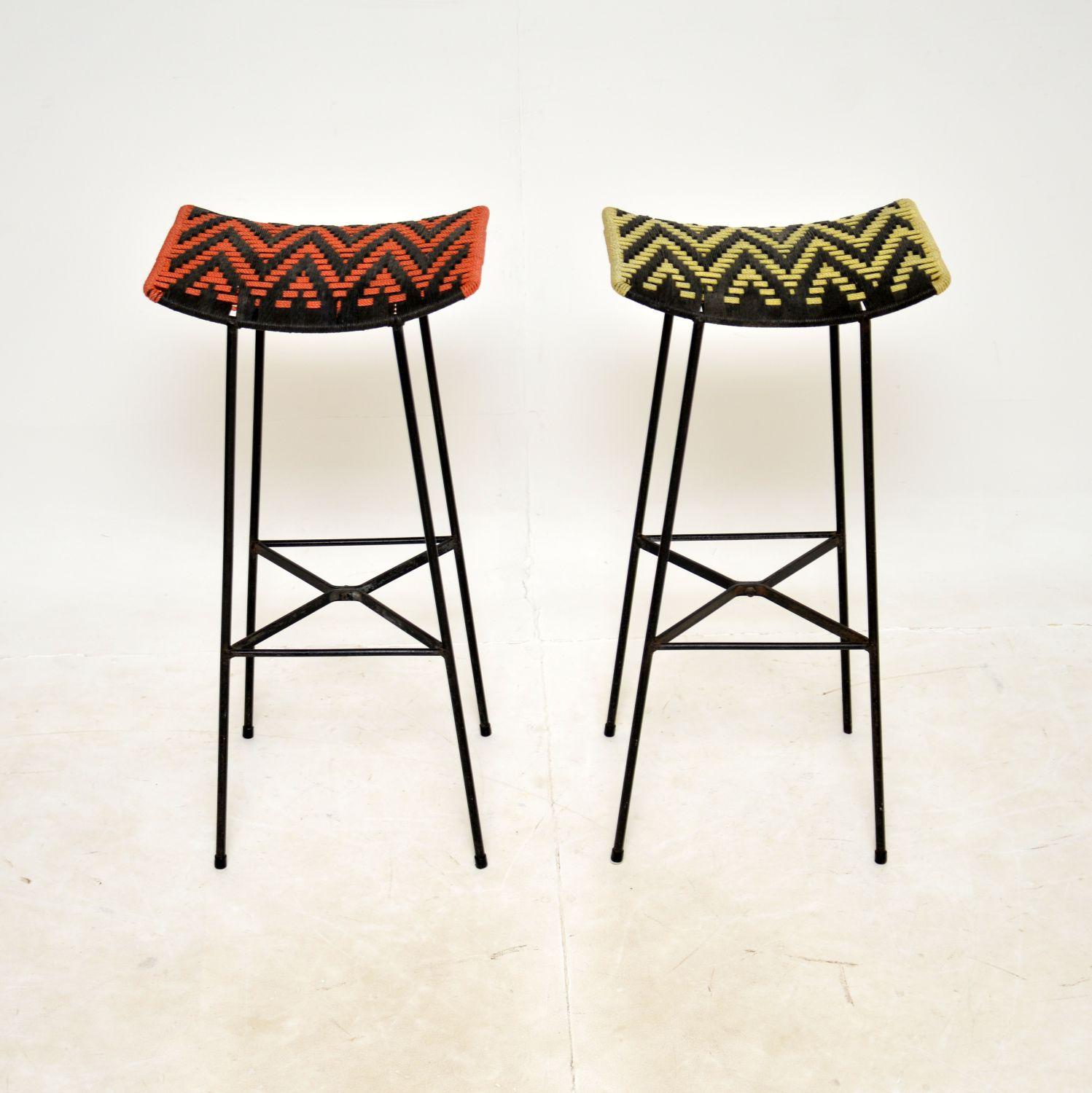 1950s Vintage Woven Rattan Bar & Stools For Sale 4