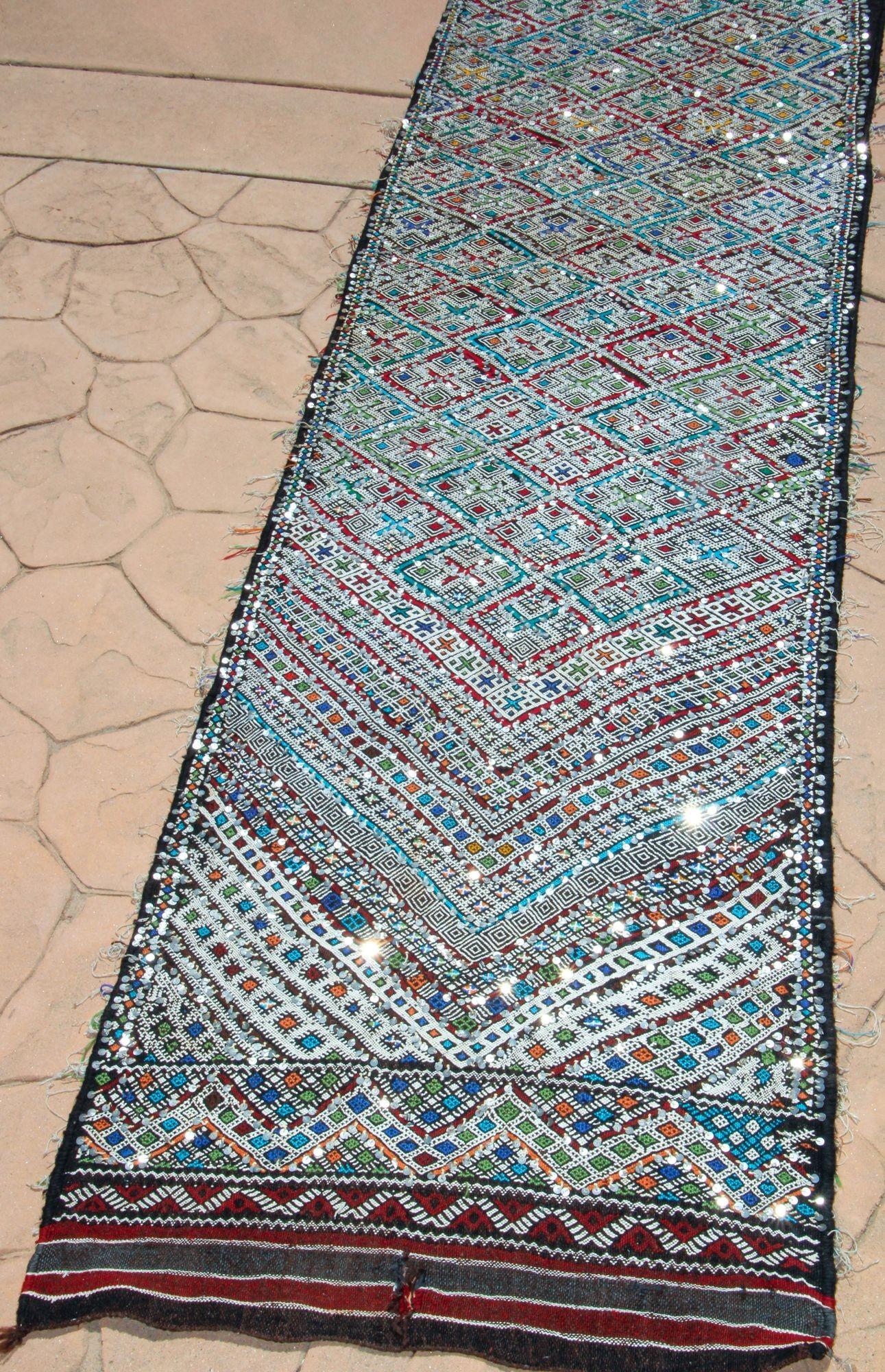 Hand-Crafted 1950s Vintage Zemmour Moroccan Rug Berber Runner, 3ft x 16.4ft long For Sale
