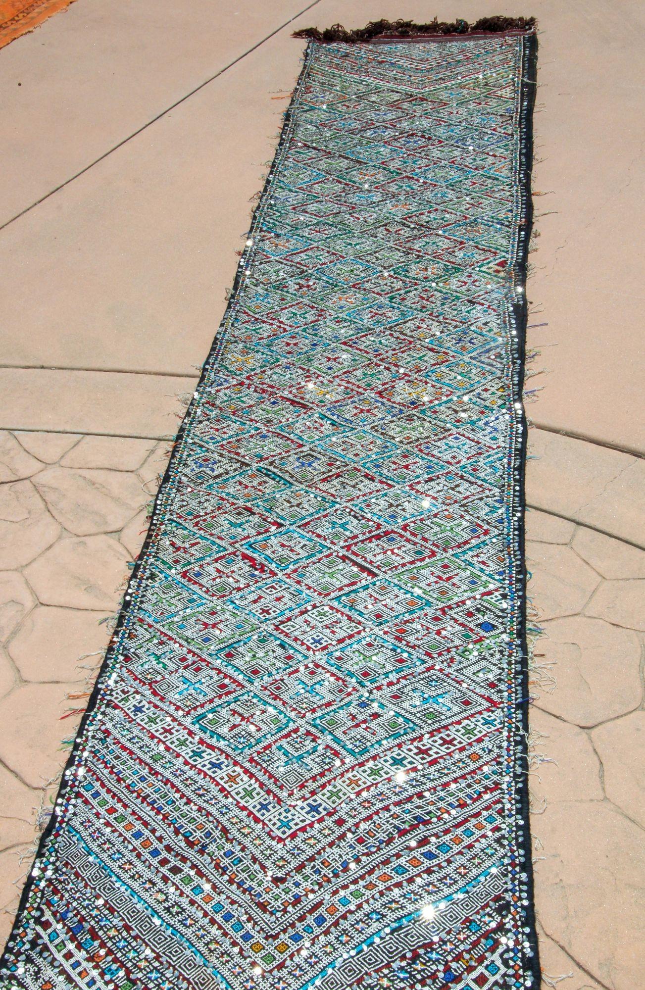 Fait main 1950s Vintage Zemmour Moroccan Rug Berber Runner, 3ft x 16.4ft long en vente
