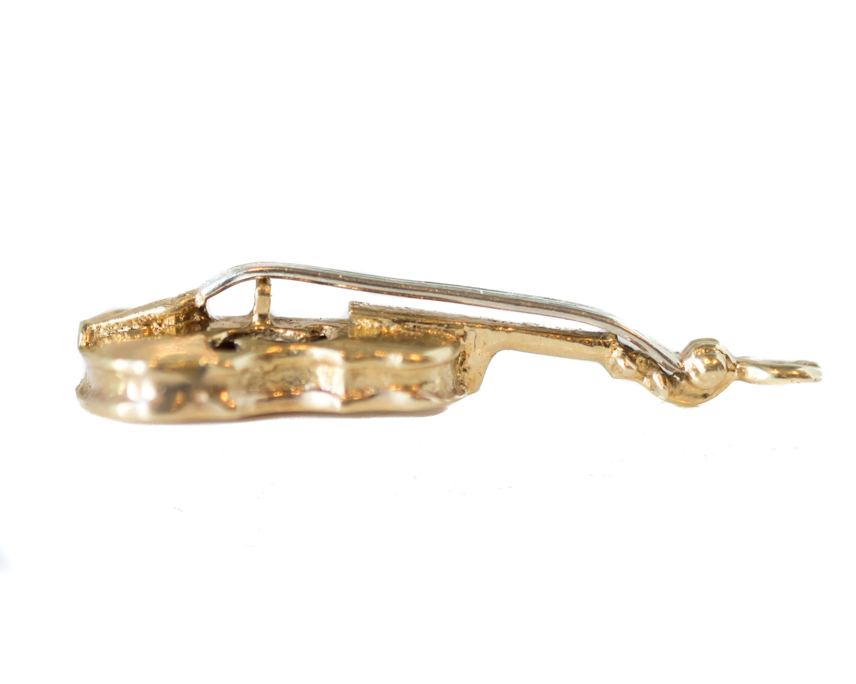 Breloque de violon en or jaune 14 carats des années 1950 Pour femmes en vente
