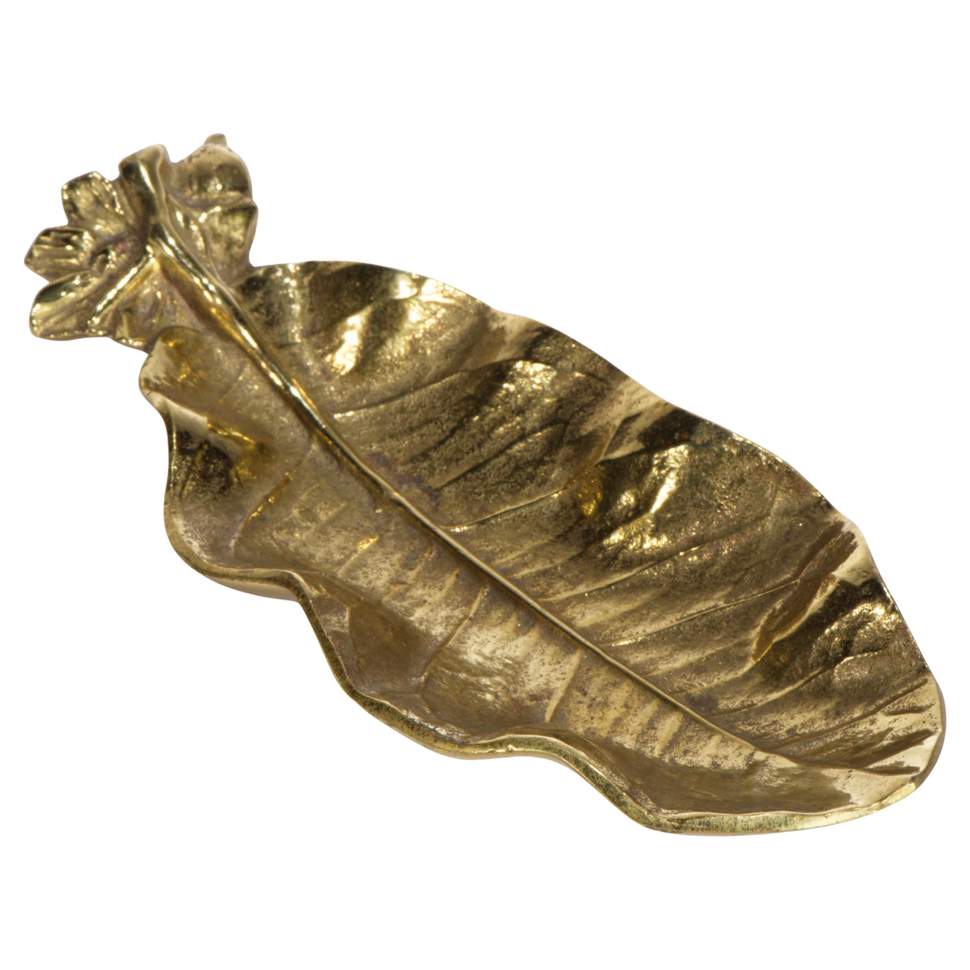 1950s Virginia Metalcrafters Brass Lemon Leaf Sculpture Tray