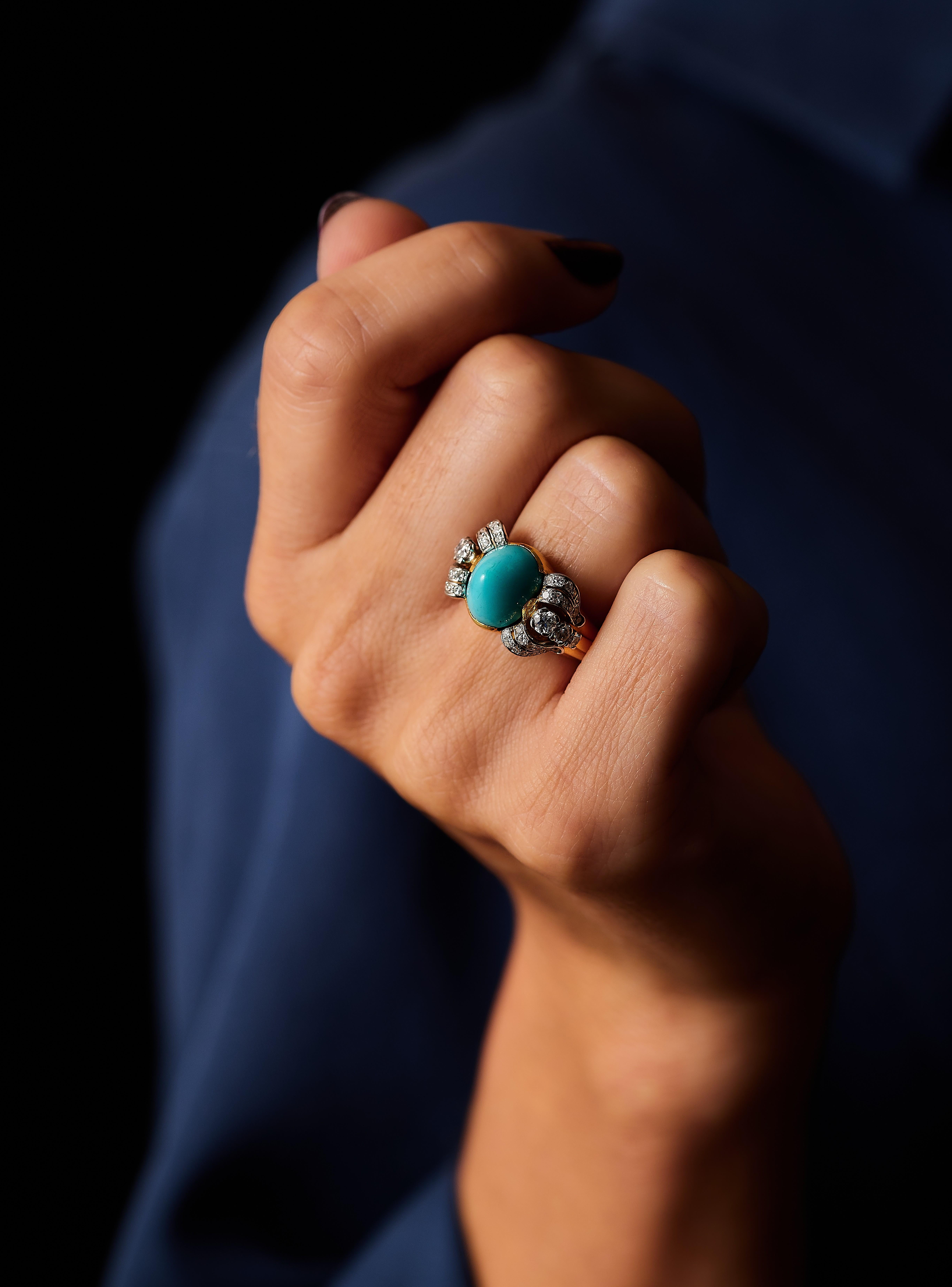 Sugarloaf Cabochon 1950s W.A. Bolin ring set with turquoise and diamonds. For Sale