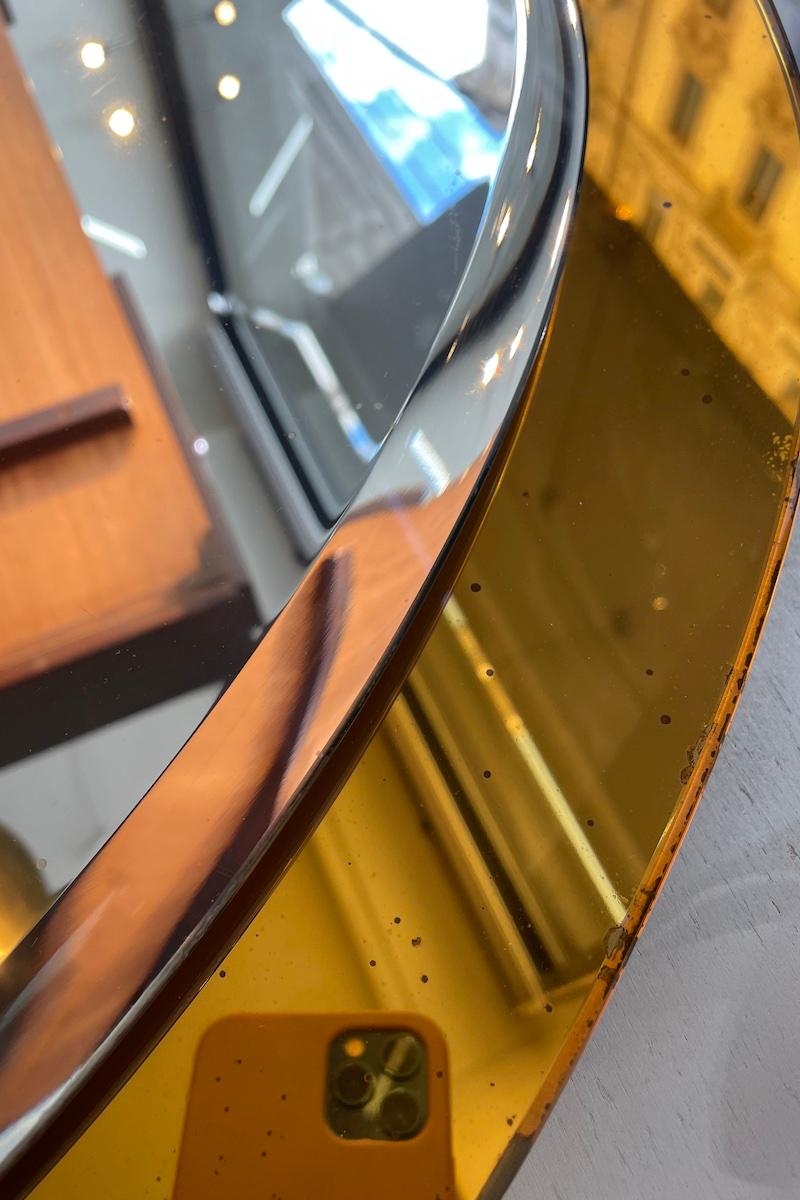 Miroir mural des années 1950 avec bordure en verre ambré en vente 2