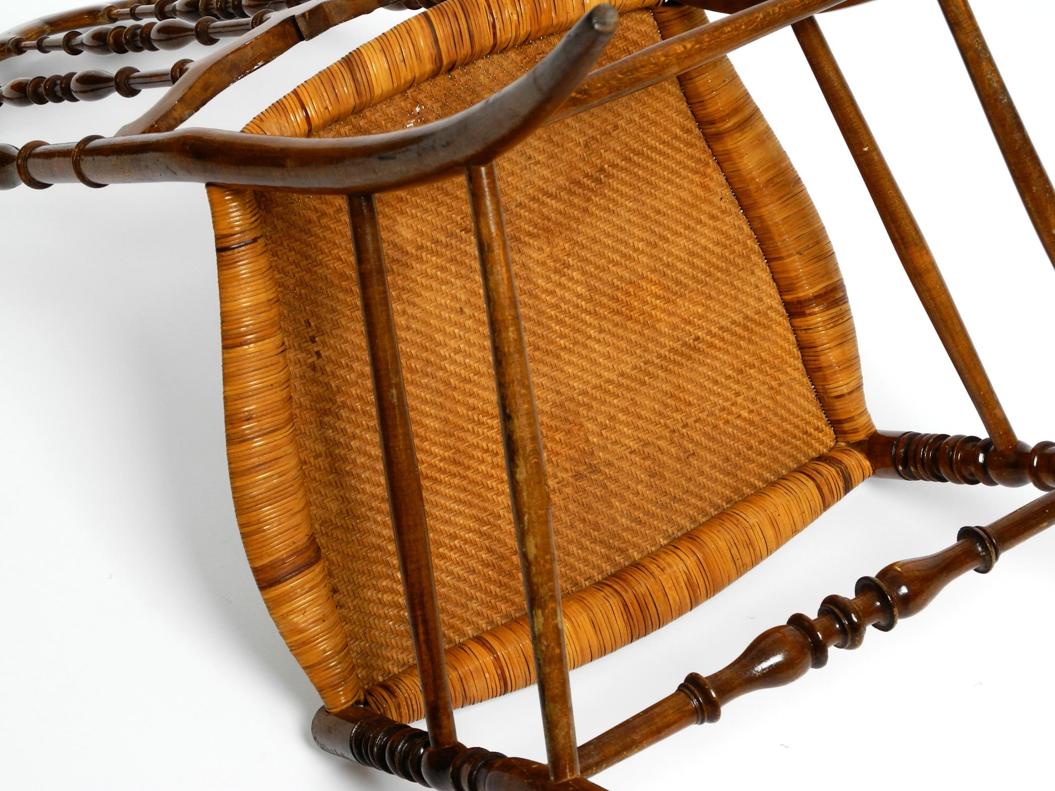 1950s Walnut Chiavari Chair Designed by Giuseppe Gaetano Descalzi 5