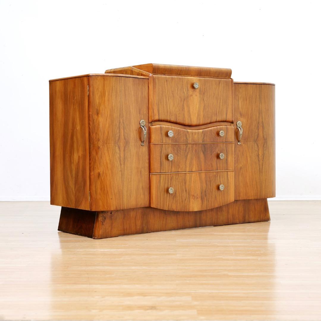 Noce Credenza in noce per liquori del 1950 di Nathan Furniture in vendita