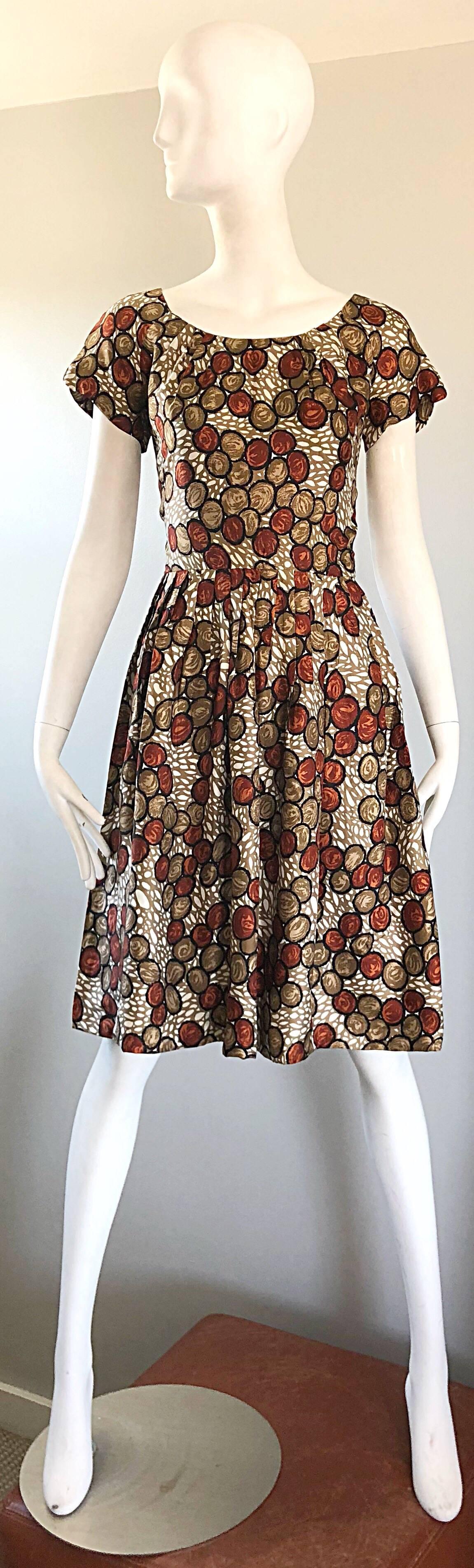 1950s Walnut Nut Print Fit n ' Flare Brown Beige Ivory Silk 50s Vintage Dress  9