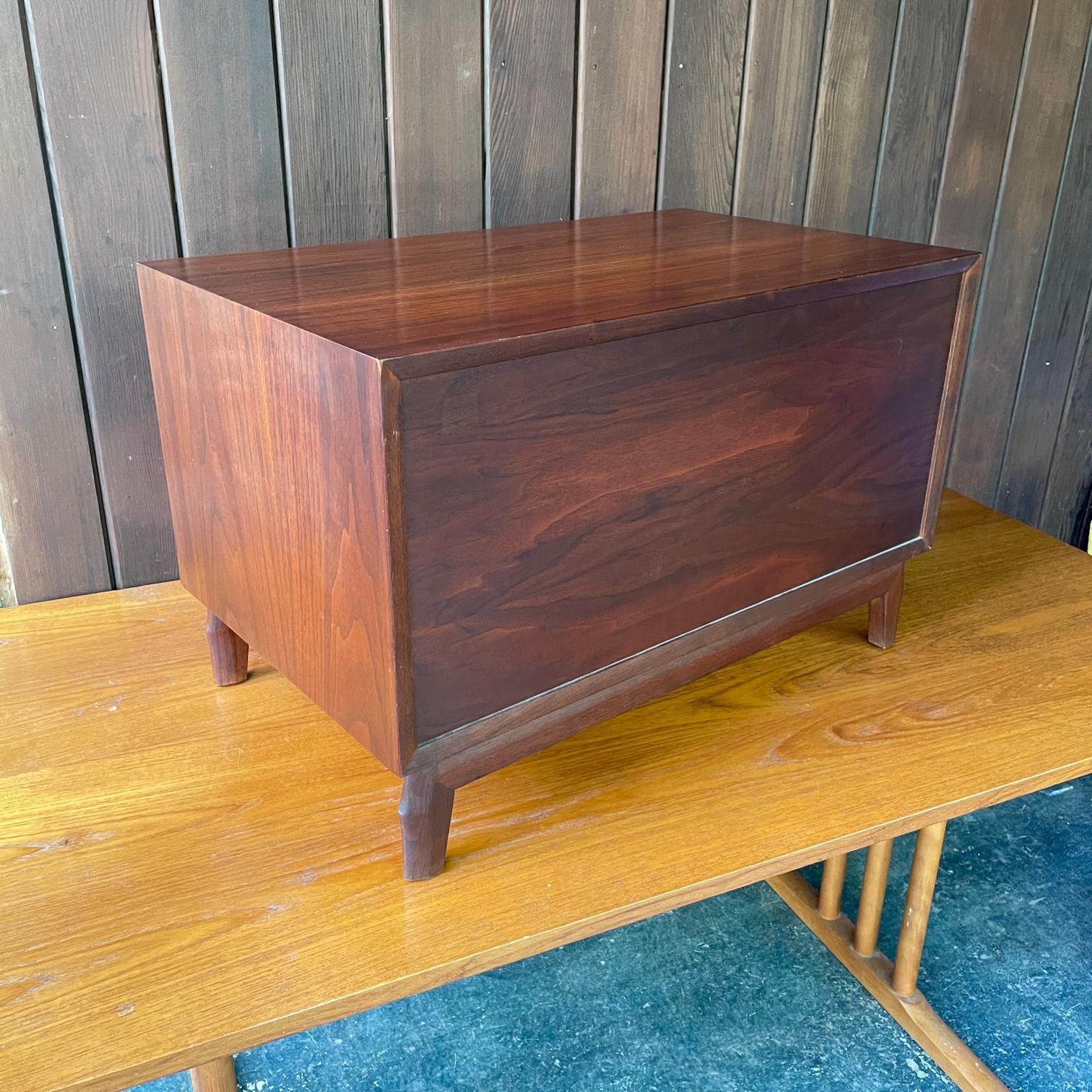American 1950s Walnut Record Hi-Fi Cabinet Sofa Table Black Forest Vintage Mid-Century For Sale