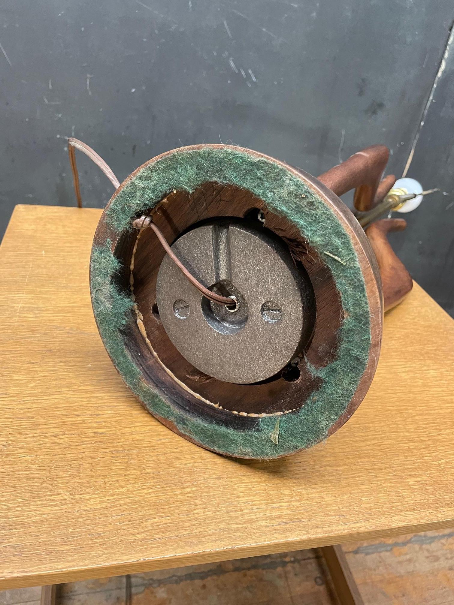 1950s Walnut Sculptural Tri-Spire Table Lamp Mid-Century Modeline Pearsall Tiki For Sale 3