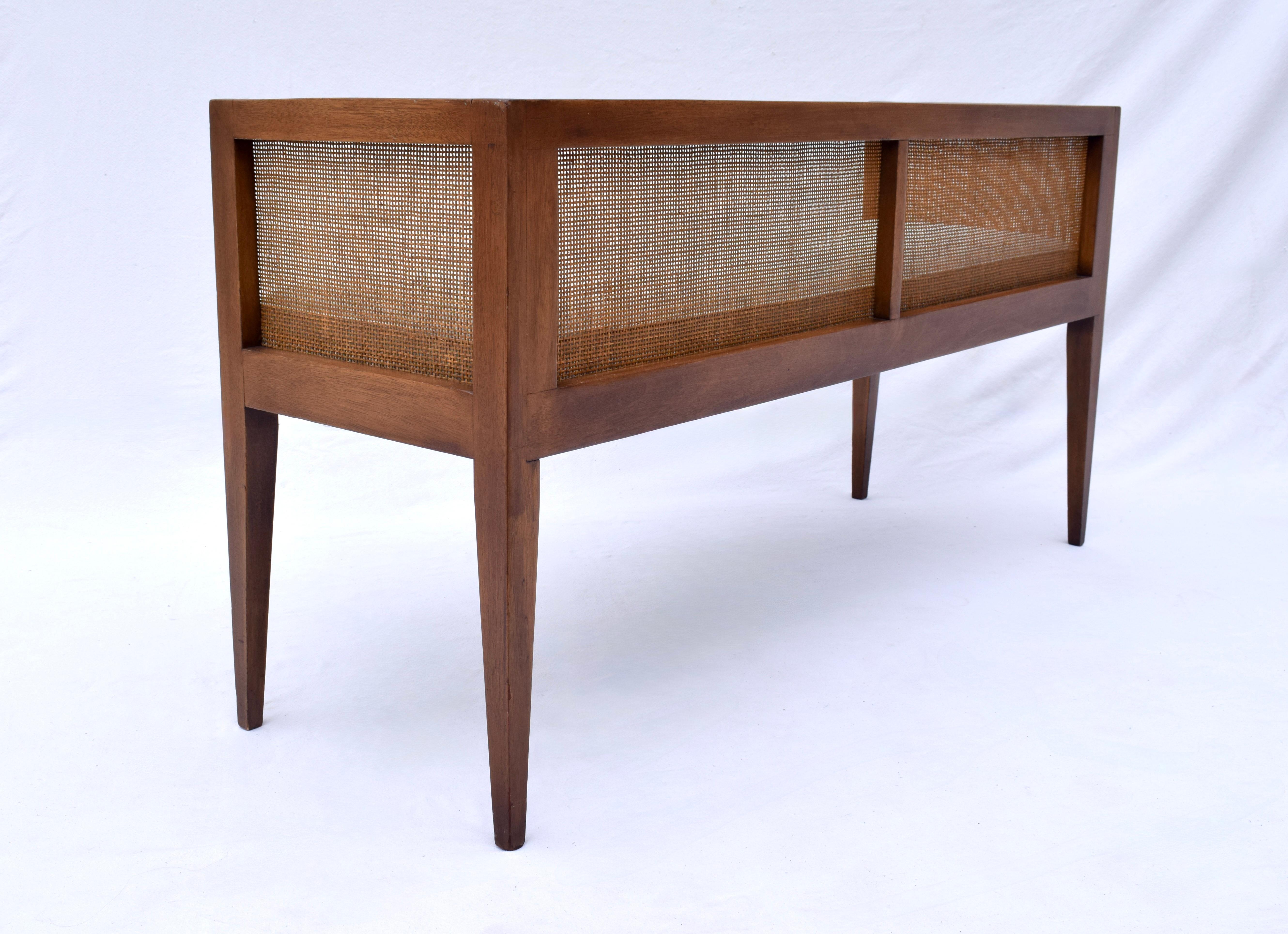 1950s Walnut Window Bench Attributed to Edward Wormley for Dunbar For Sale 3