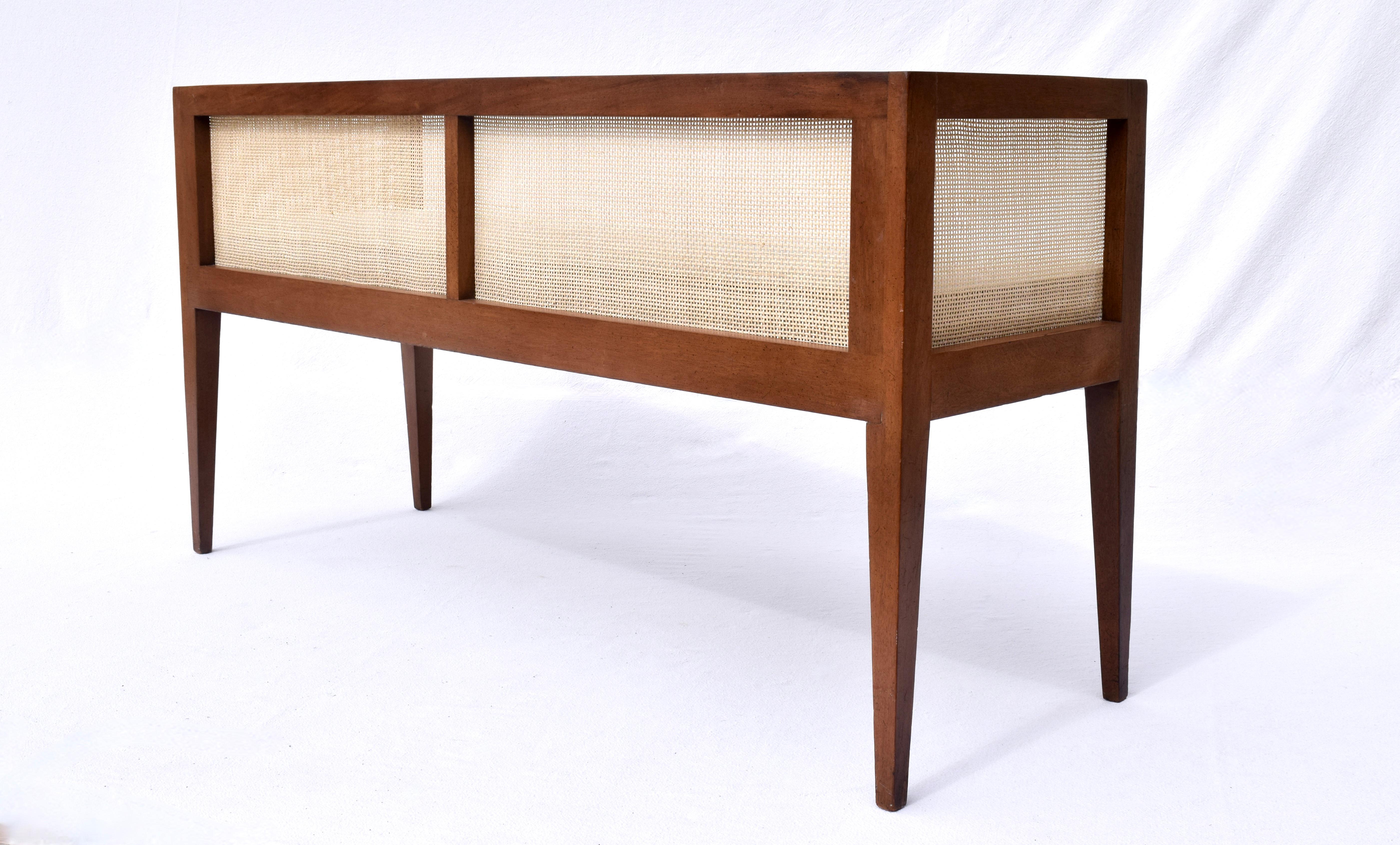 1950s Walnut Window Bench Attributed to Edward Wormley for Dunbar For Sale 4