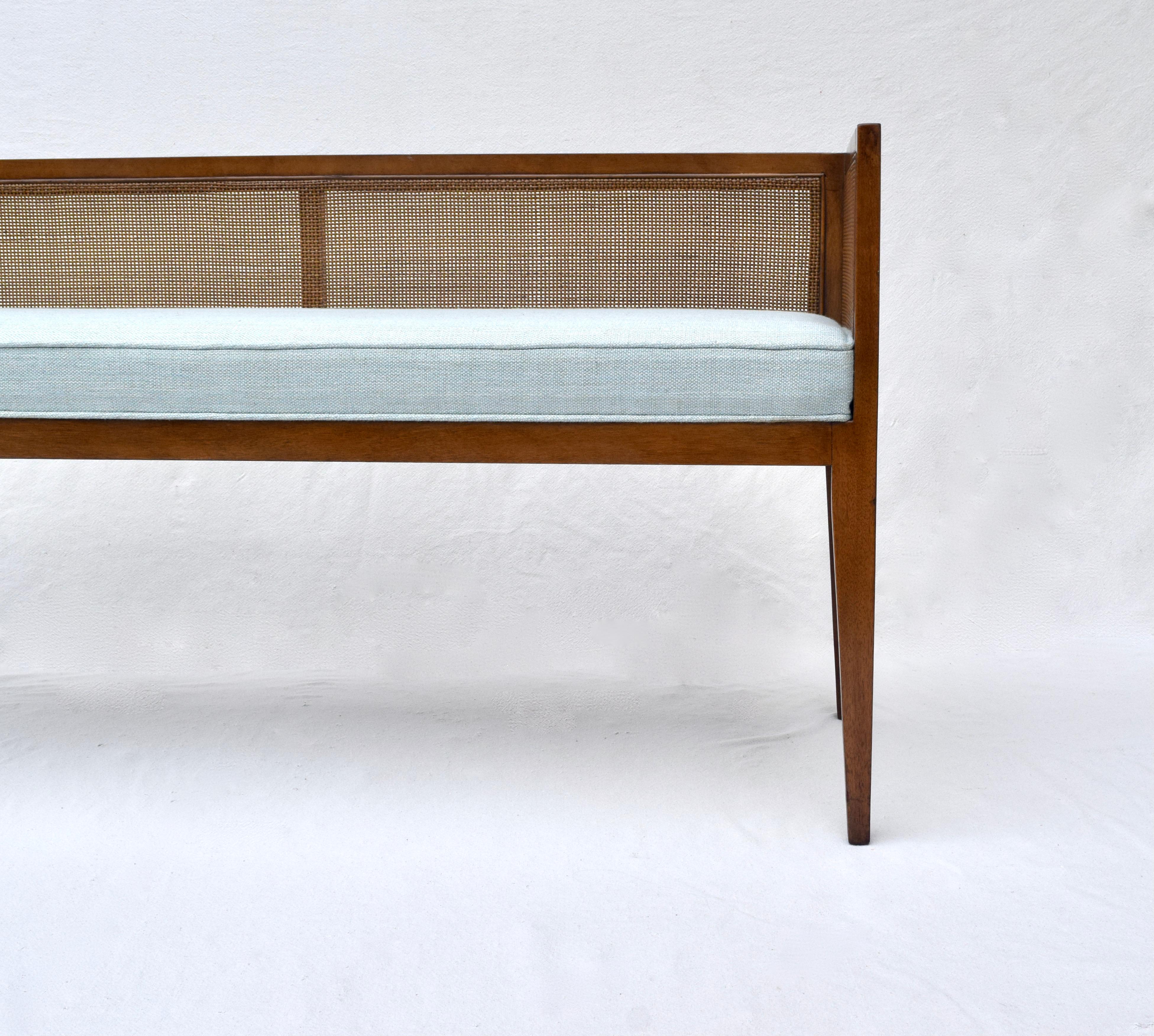 1950s Walnut Window Bench Attributed to Edward Wormley for Dunbar In Excellent Condition In Southampton, NJ