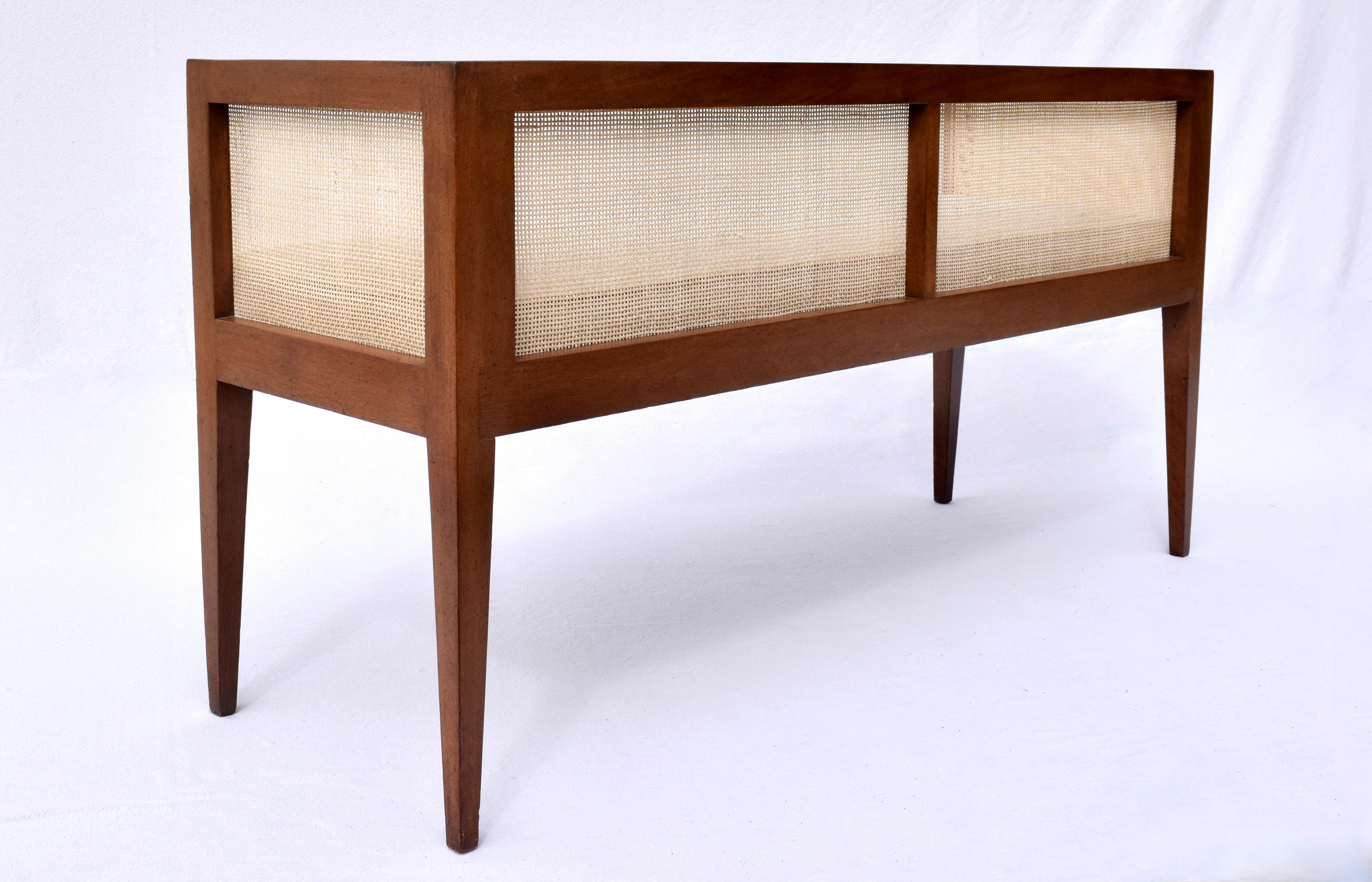 1950s Walnut Window Bench Attributed to Edward Wormley for Dunbar For Sale 2