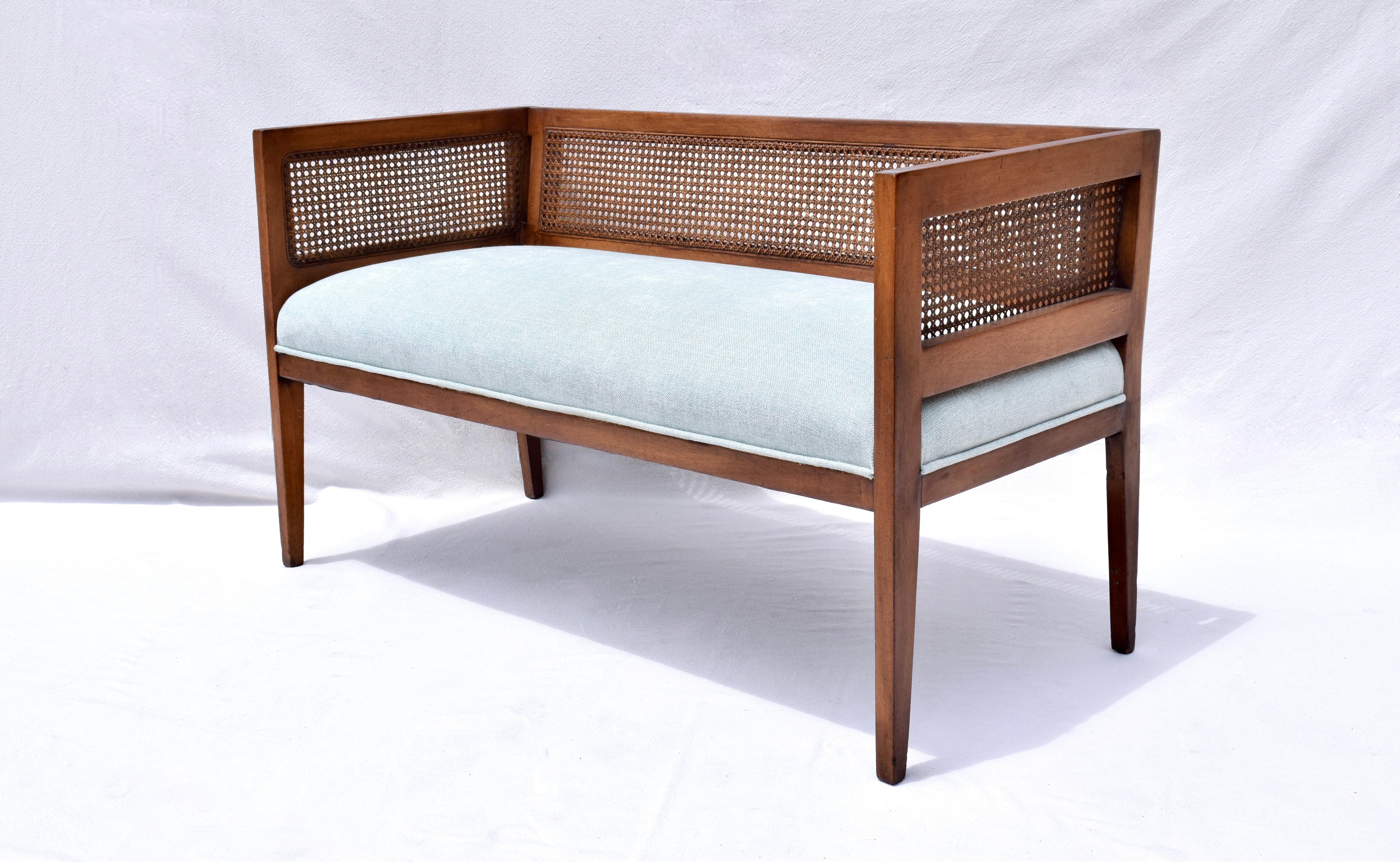 Mid-Century Modern 1950s Walnut Window Bench in the Manner of Edward Wormley for Dunbar