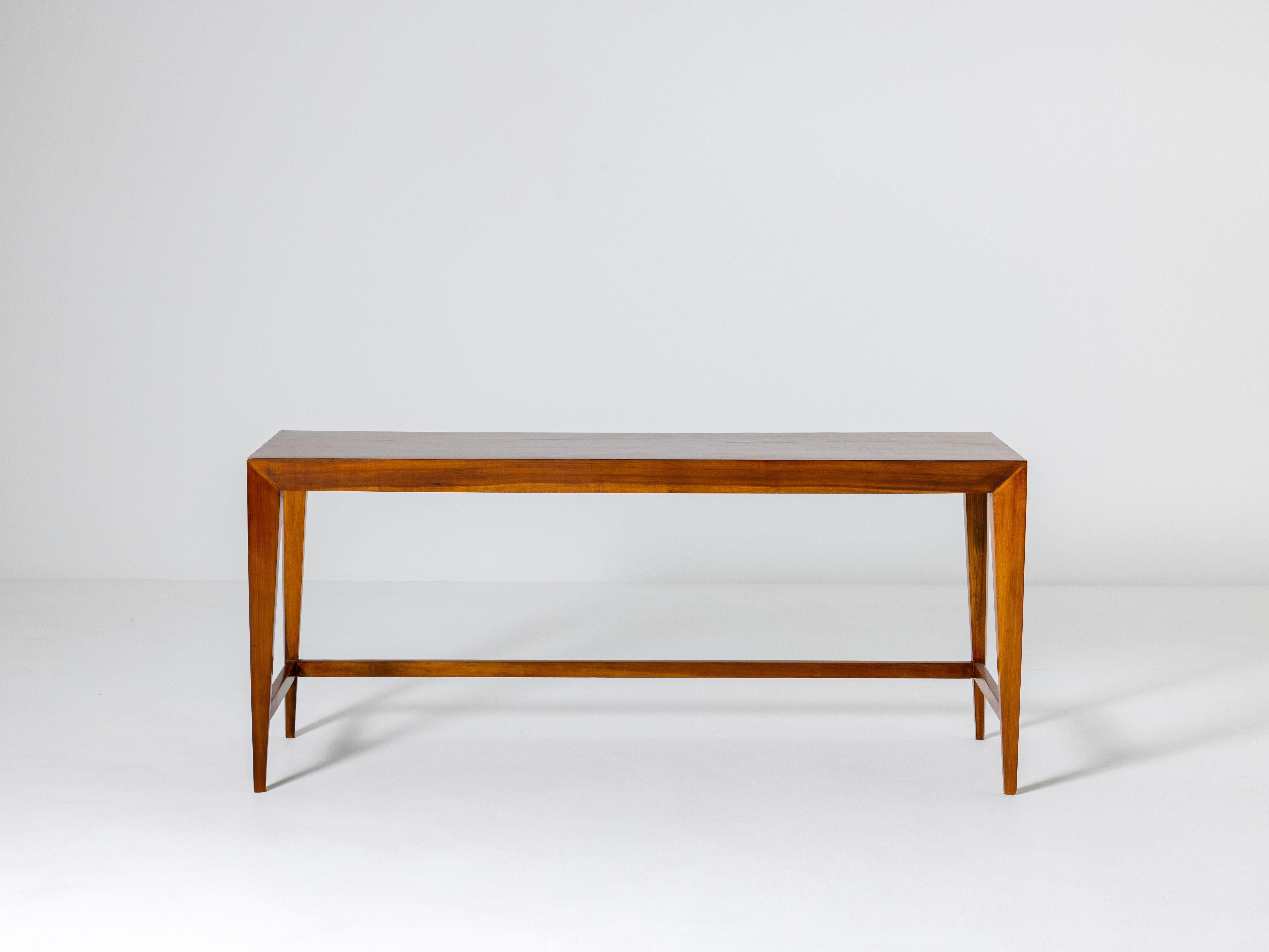 1950’s Walnut Wood Console by Silvio Cavatorta, Italy In Good Condition For Sale In London, GB