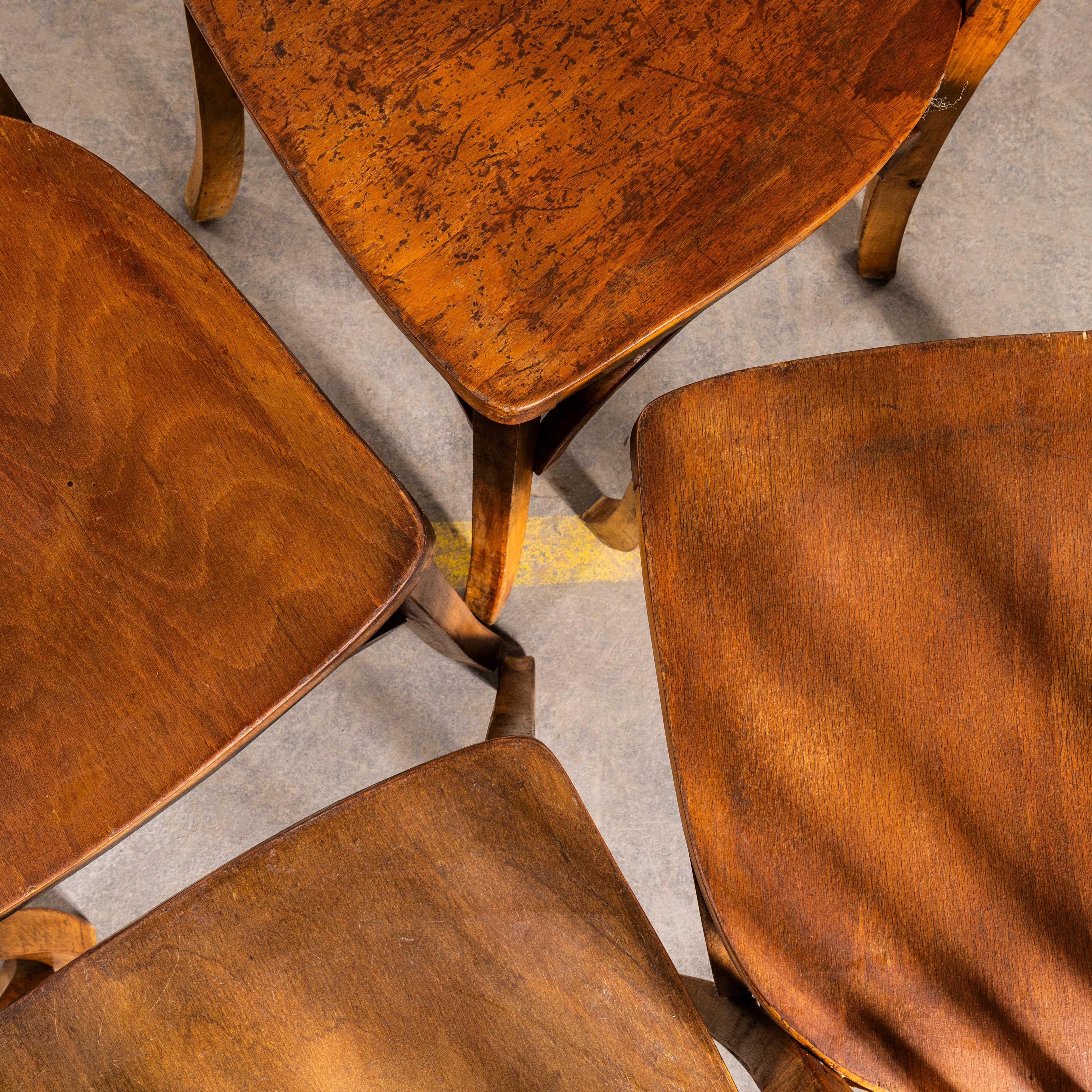 Milieu du XXe siècle Chaises de salle à manger Bentwood Baumann en chêne chaud des années 50 en vente