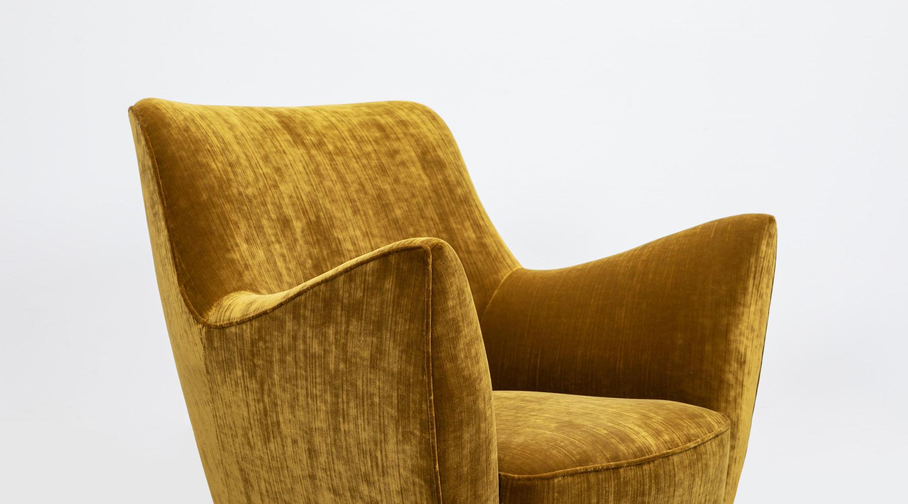 1950s Warm Yellow Fabric Lounge Chairs by Guglielmo Veronesi, New Upholstery For Sale 6