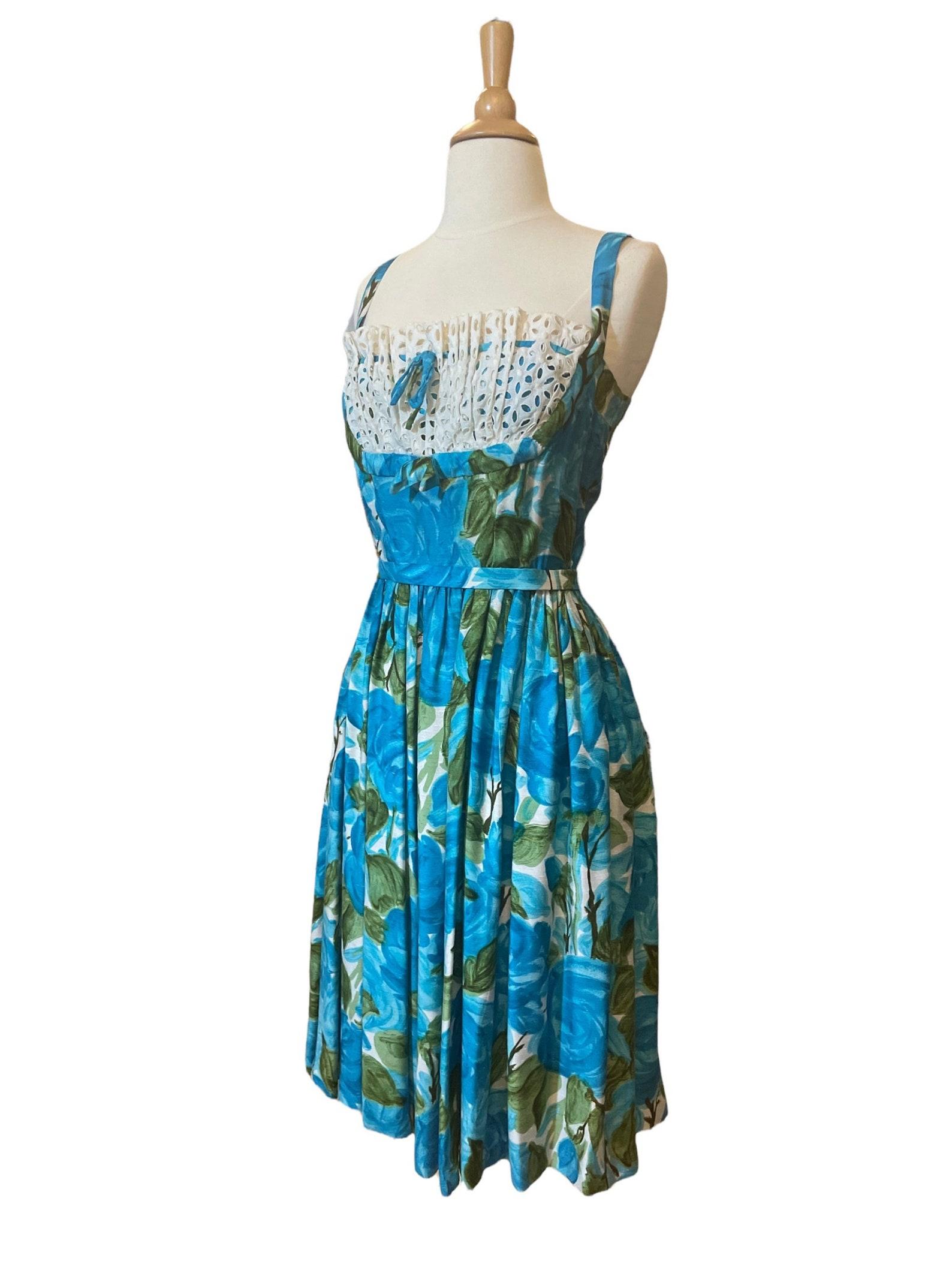 Blue and Green Watercolor Floral Sun Dress, Circa 1950s For Sale 2