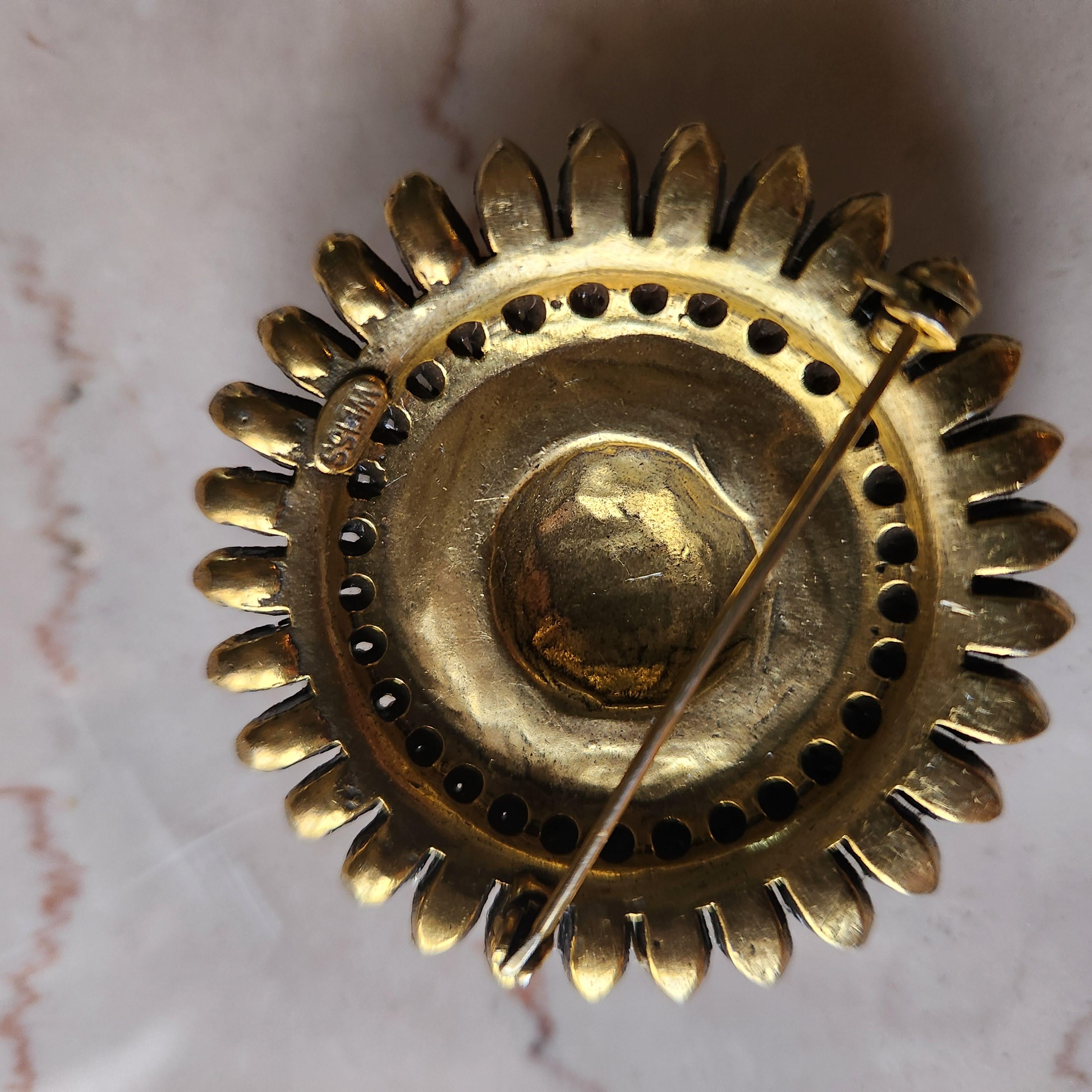 1950s Weiss Brooch Gold Starburst Diamanté Pavé For Sale 6
