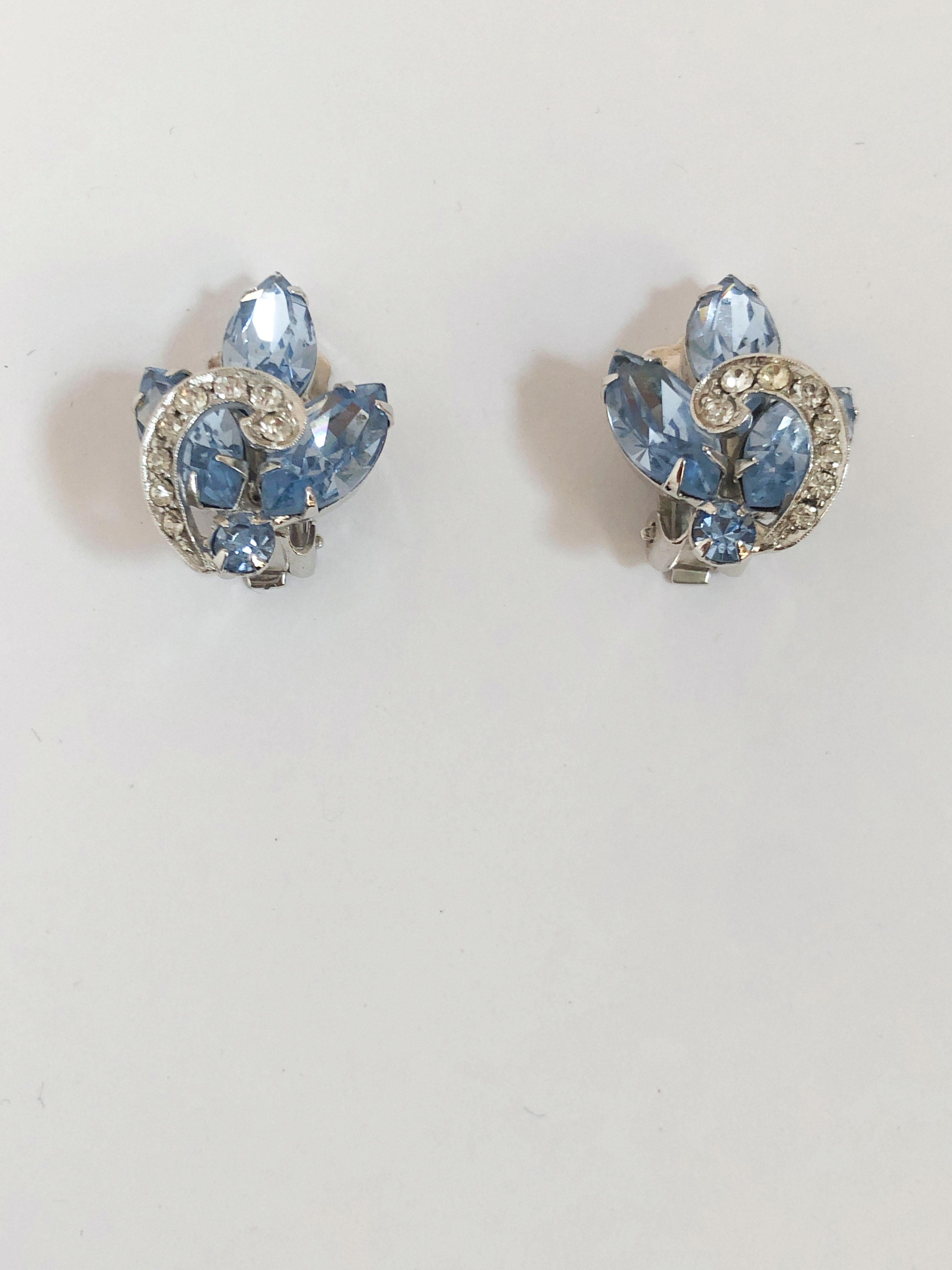 1950s Weiss Clip-on Sky Blue Rhinestone Earrings with layered design and clear rhinestone accent