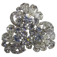1950s Weiss Swirled Tri Cluster Crystal Brooch
