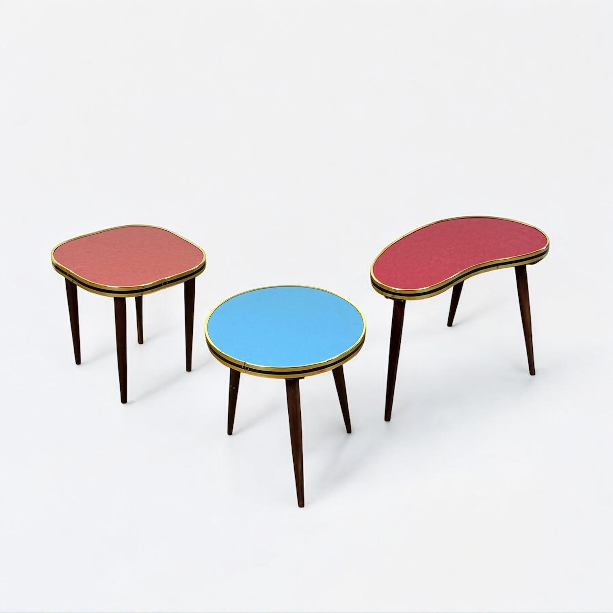 Piantane della Germania Occidentale del 1950 in formica e ottone in vendita 1