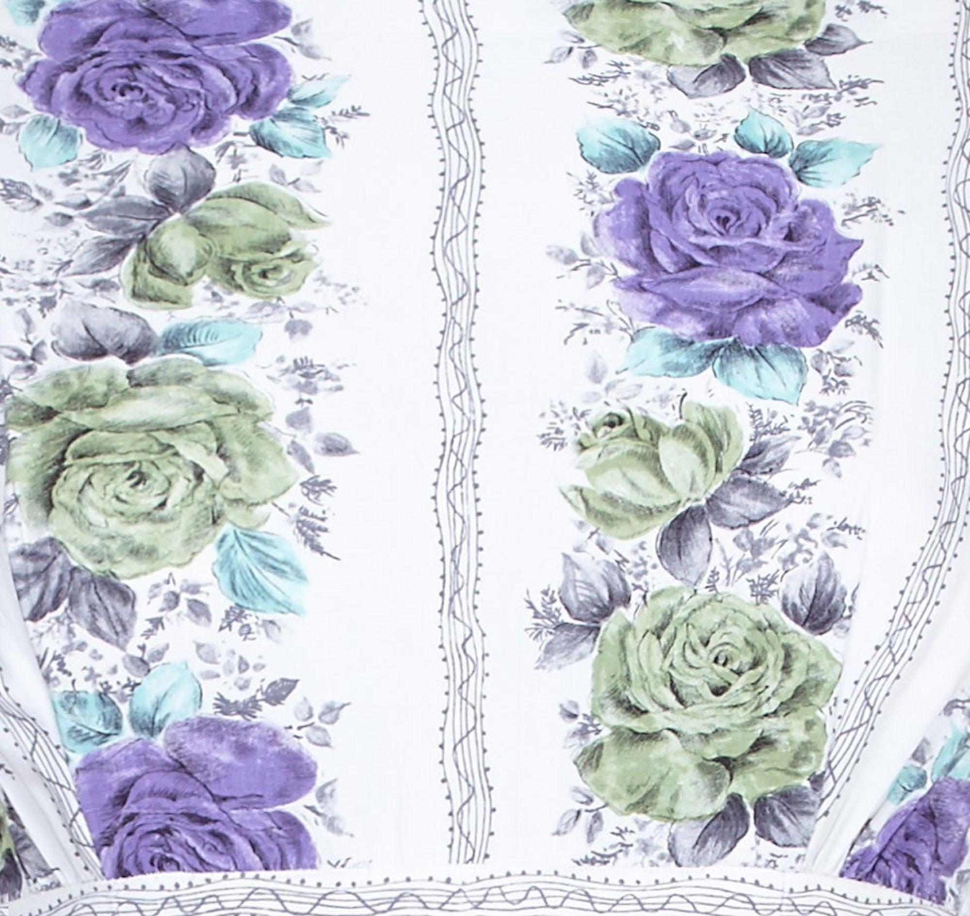 1950s White Cotton Floral Dress With Rose Print For Sale 1