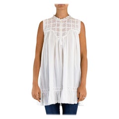 Négligé en coton blanc de style victorien pour poupée des années 1950