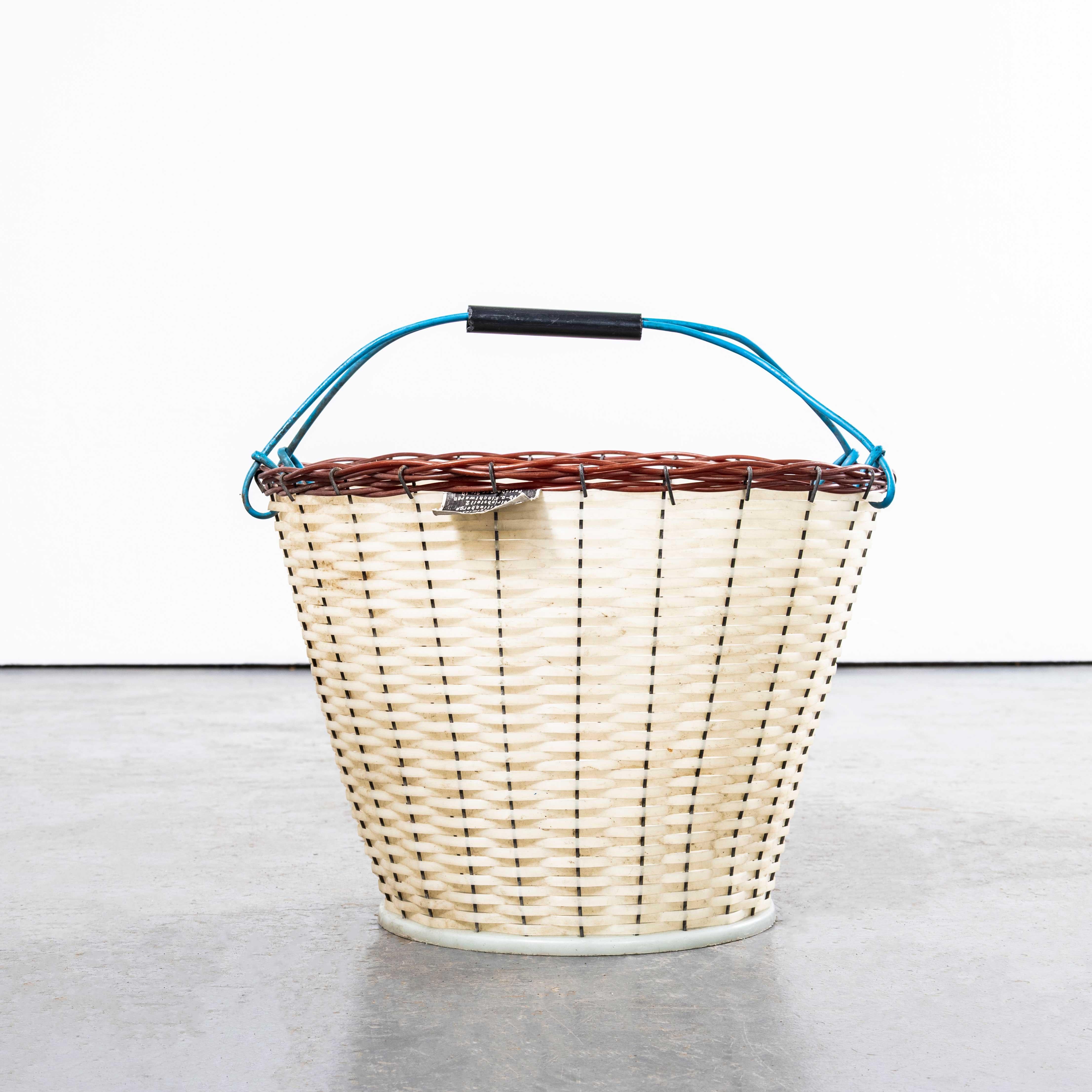 1950's White Grape Picking Baskets - New Old Stock GDR For Sale 2