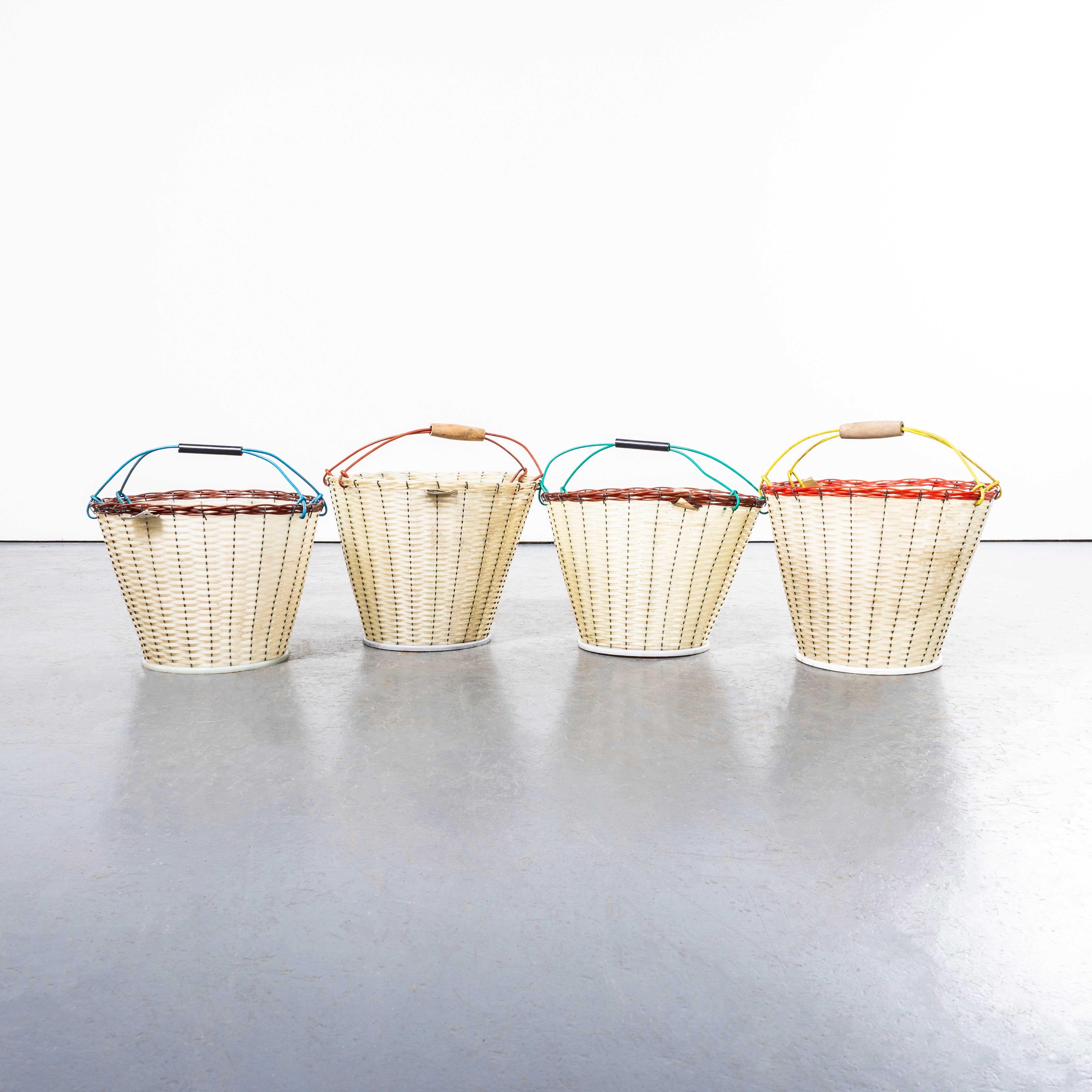 1950's White Grape Picking Baskets - New Old Stock GDR For Sale 3